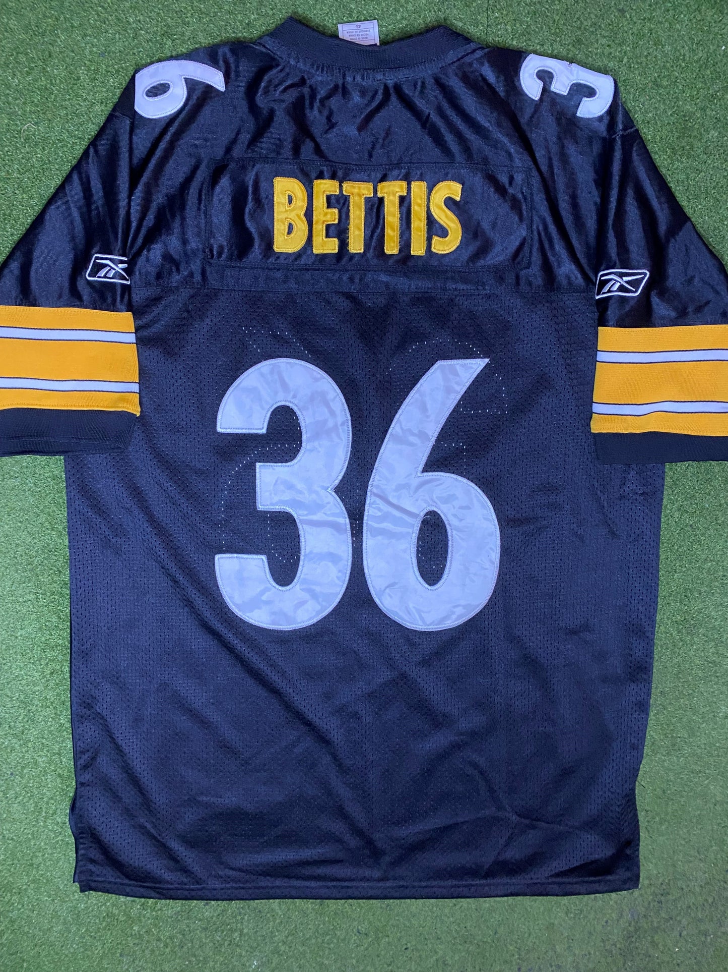 00s Pittsburgh Steelers - Jerome Bettis #36 - Reebok Stitched - Vintage NFL Jersey (48) - Gametime Vintage