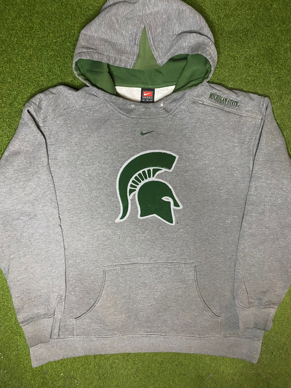 00s Michigan State Spartans - Heavyweight Nike - Vintage College Hoodie (XL) - Gametime Vintage
