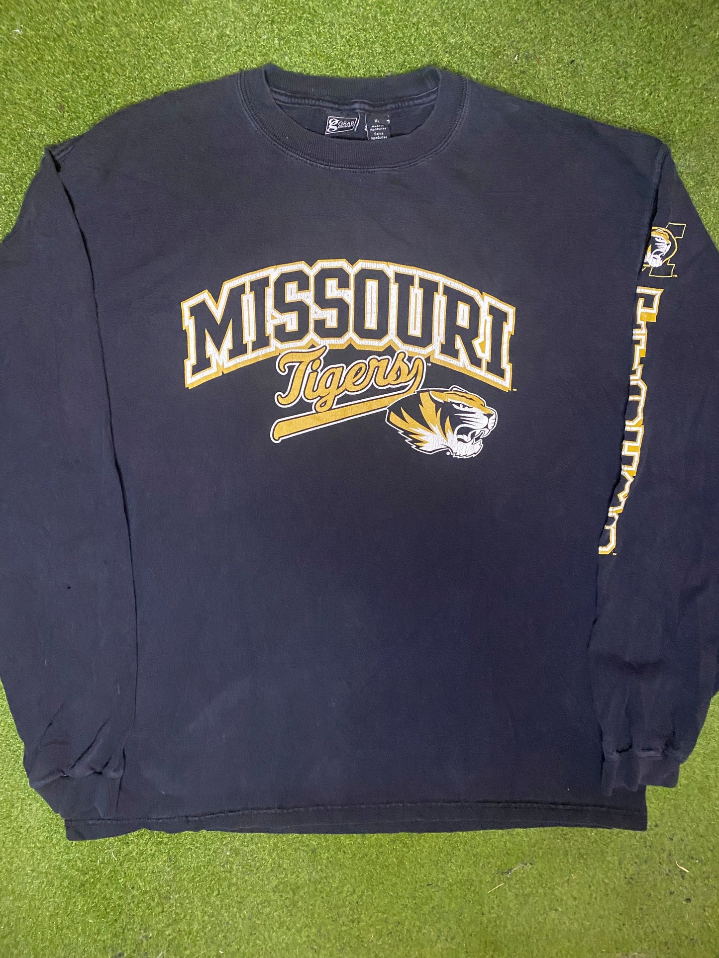 00s Missouri Tigers - Vintage College Long Sleeve (XL) - Gametime Vintage