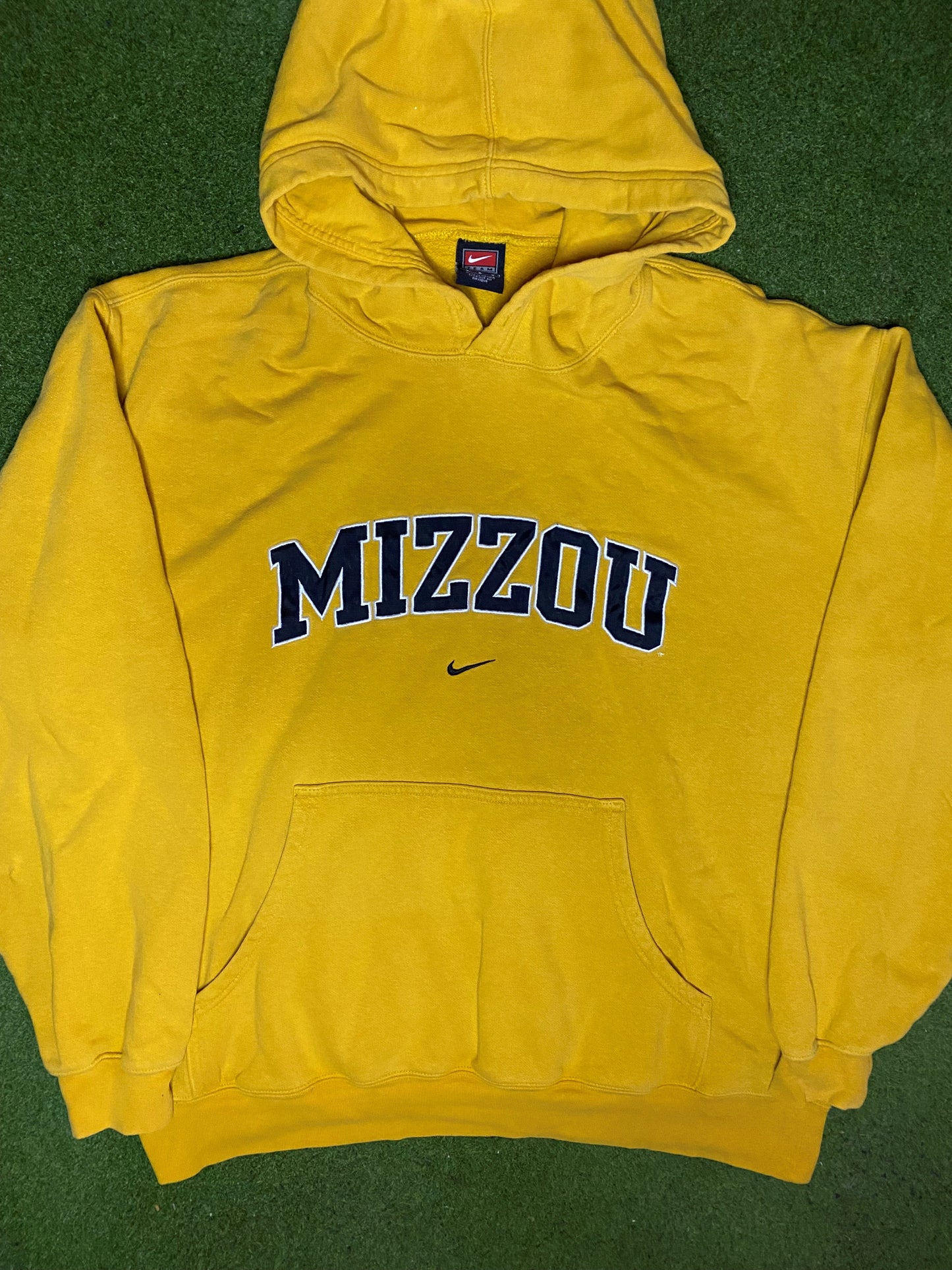 00s Missouri Tigers - Nike - Vintage College Hoodie (Large) - Gametime Vintage
