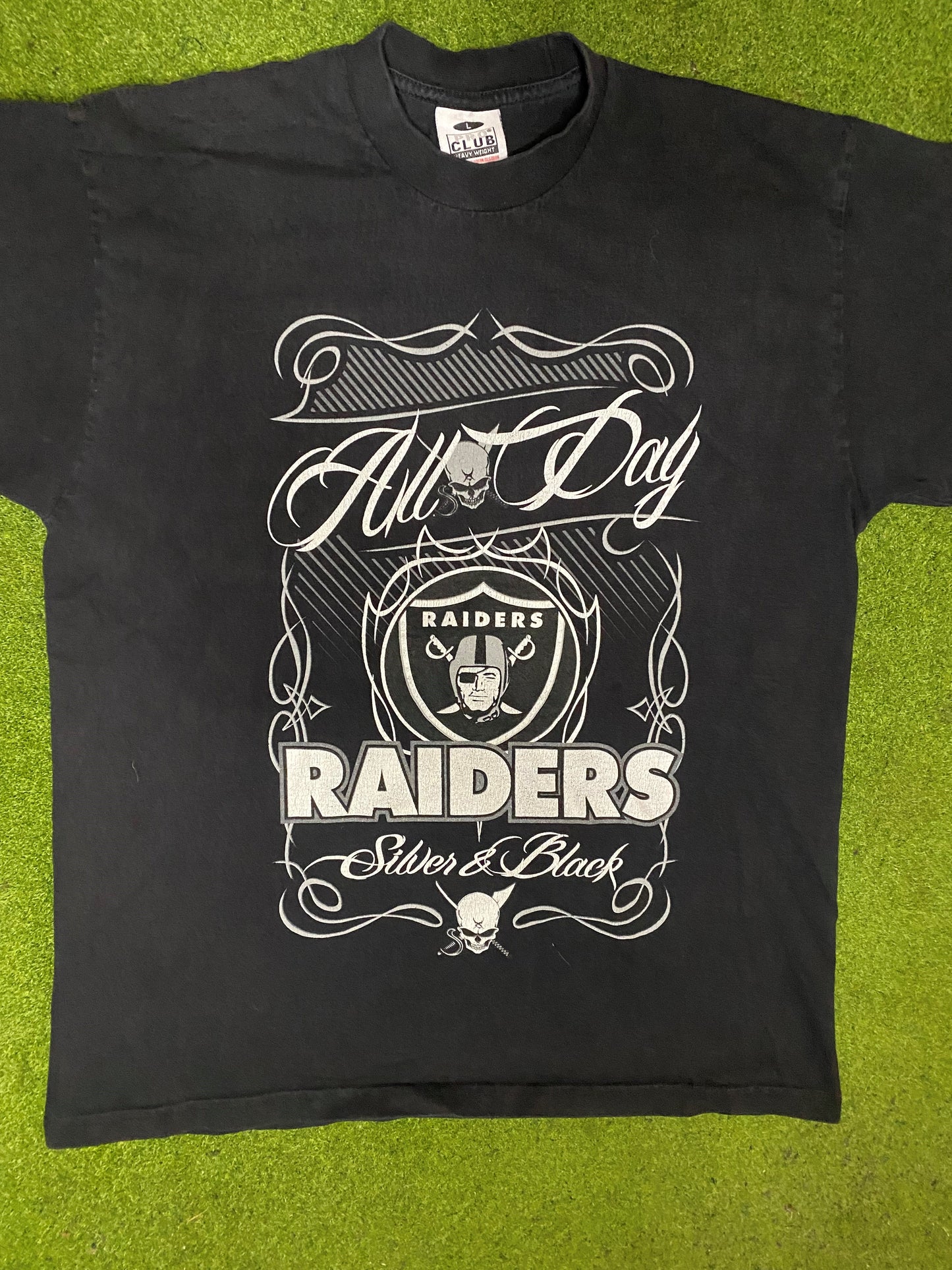 00s Oakland Raiders - All Day - Vintage NFL T-Shirt (Large) - Gametime Vintage
