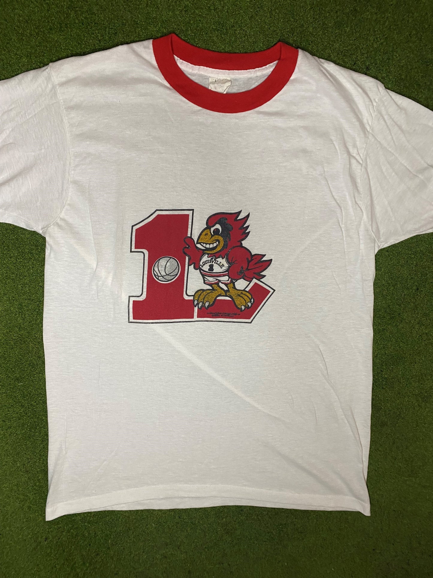 1986 Louisville Cardinals - Vintage College Basketball T-Shirt (XL) - Gametime Vintage