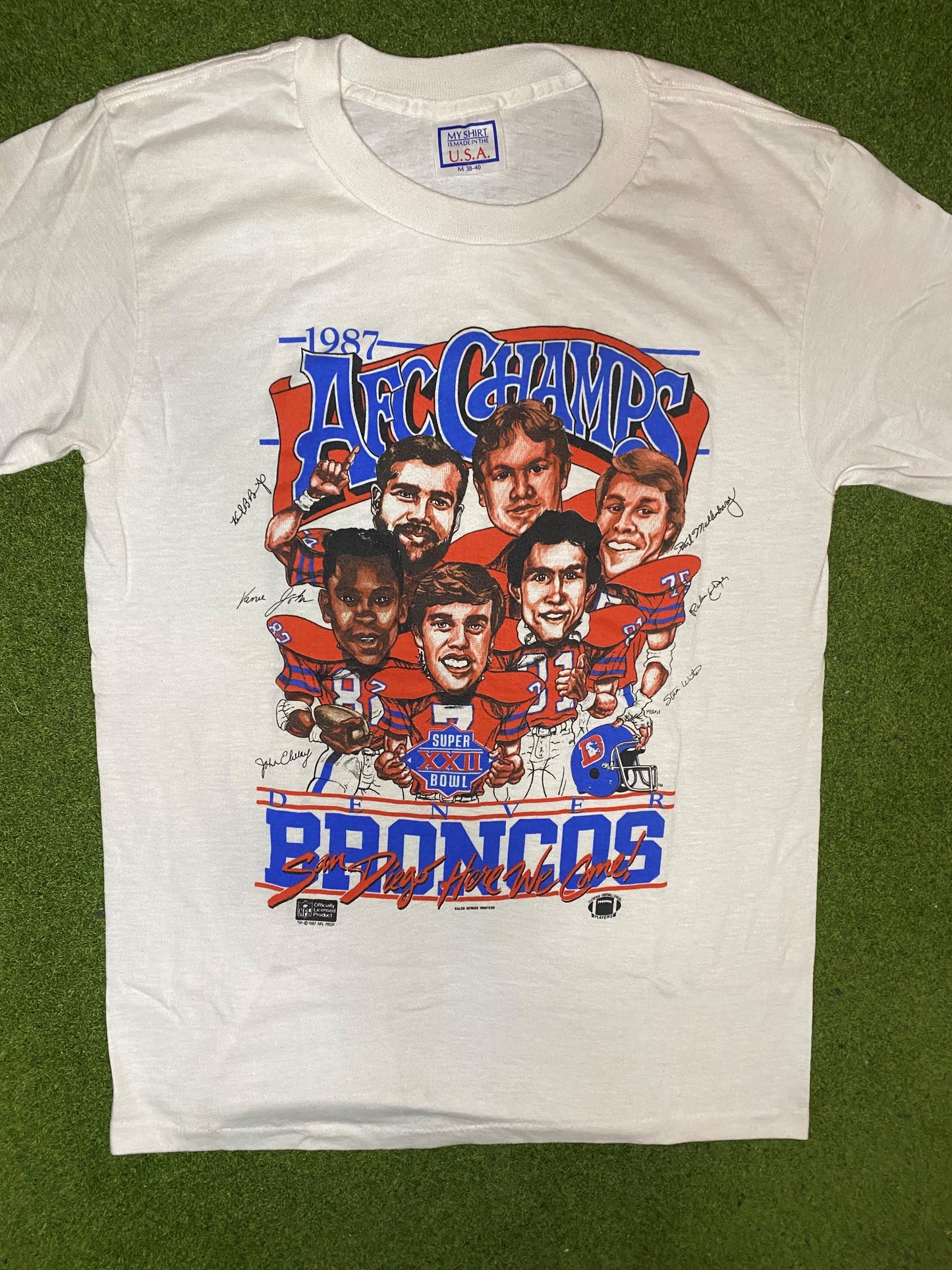 1987 Denver Broncos - AFC Champ Roster Caricature - Vintage NFL T-Shirt (Medium) - Gametime Vintage