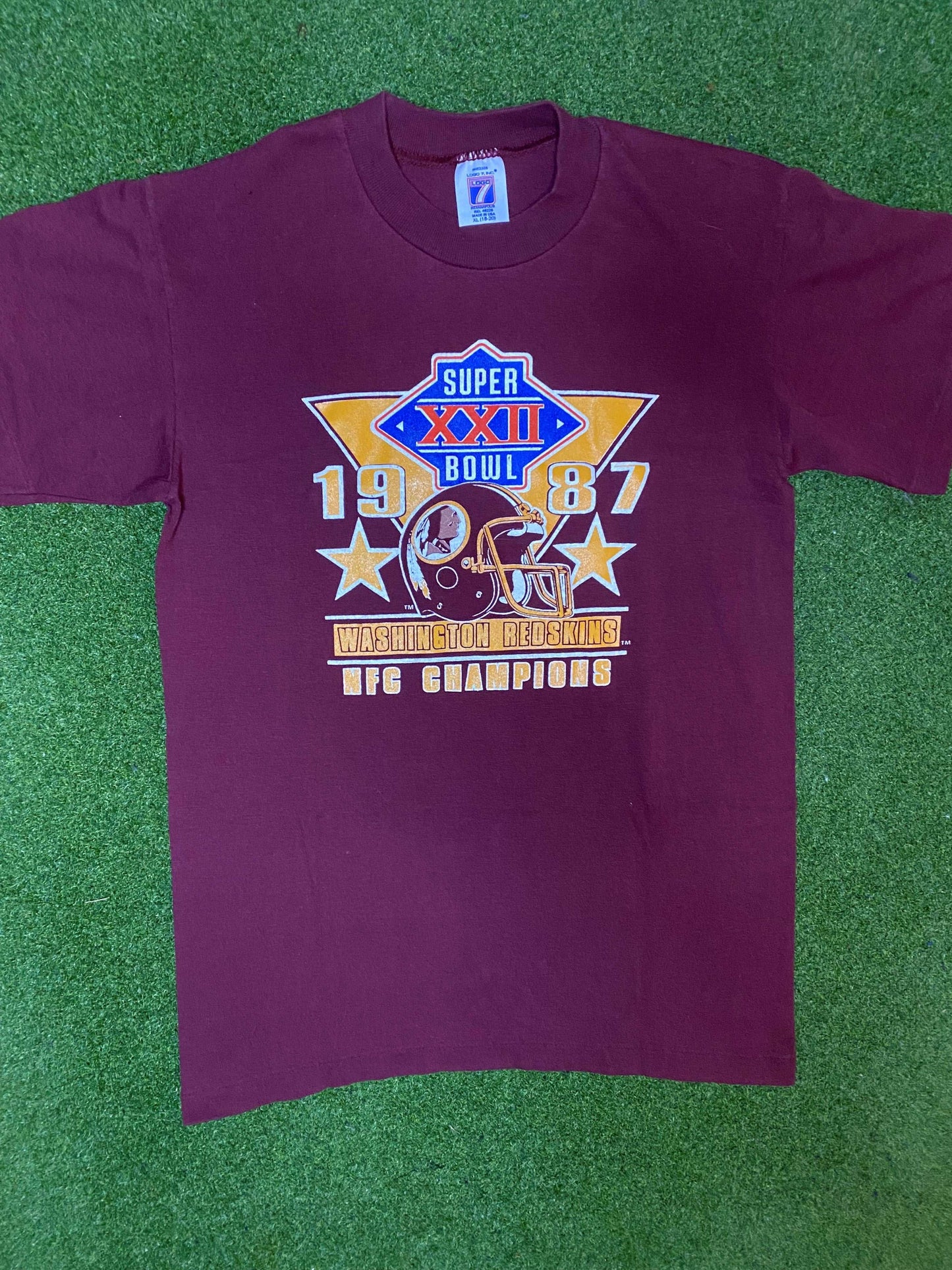 1987 Washington Redskins - NFC Champions - Vintage NFL T-Shirt (Youth XL) - Gametime Vintage