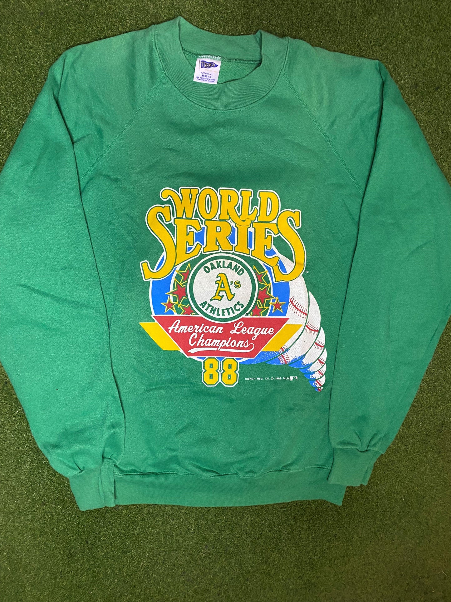 1988 Oakland Athletics - World Series - Vintage MLB Sweatshirt (Medium) - Gametime Vintage