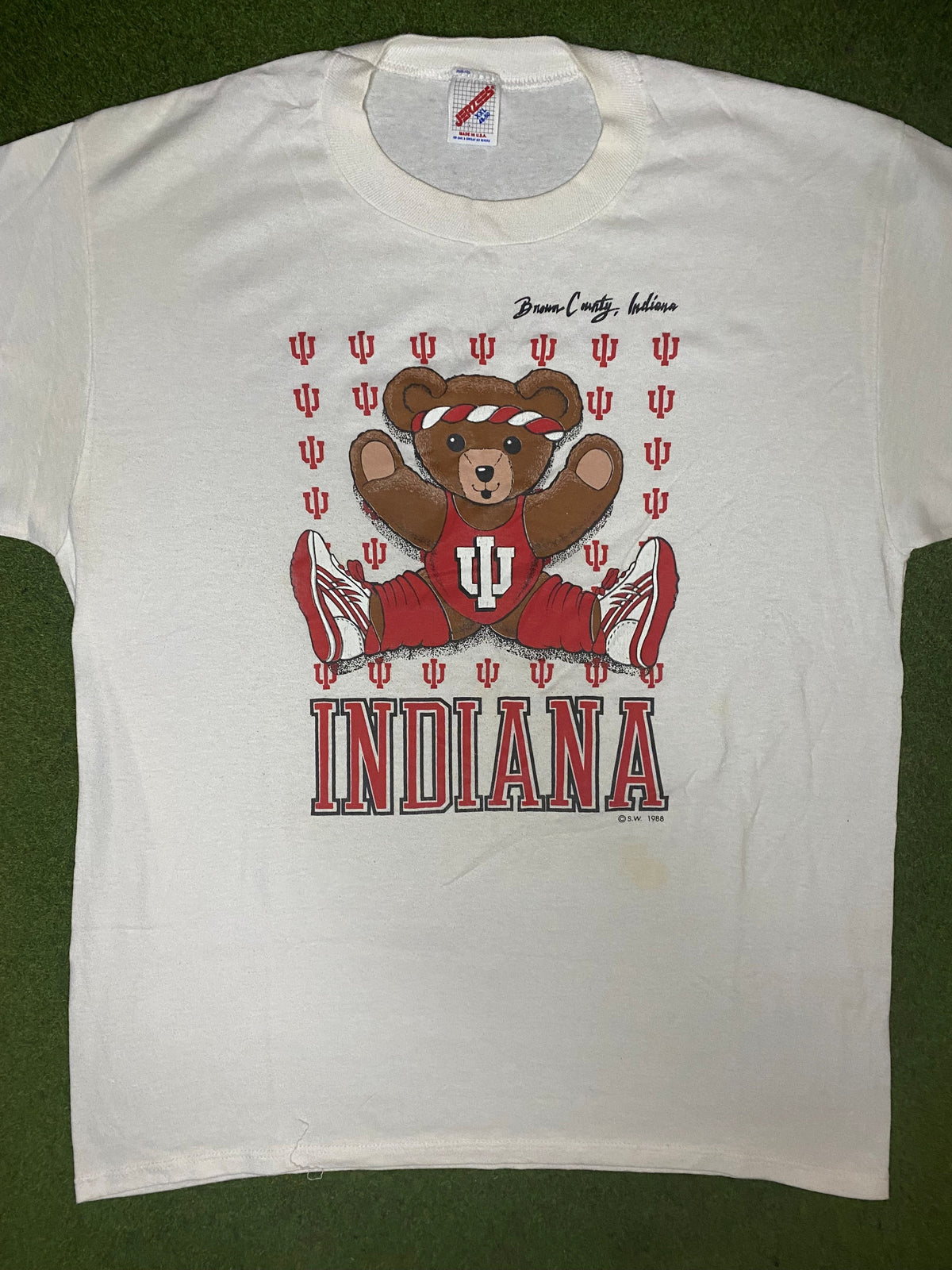 1988 Indiana Hoosiers - Teddy Bear - Vintage College T Shirt (2XL) - Gametime Vintage