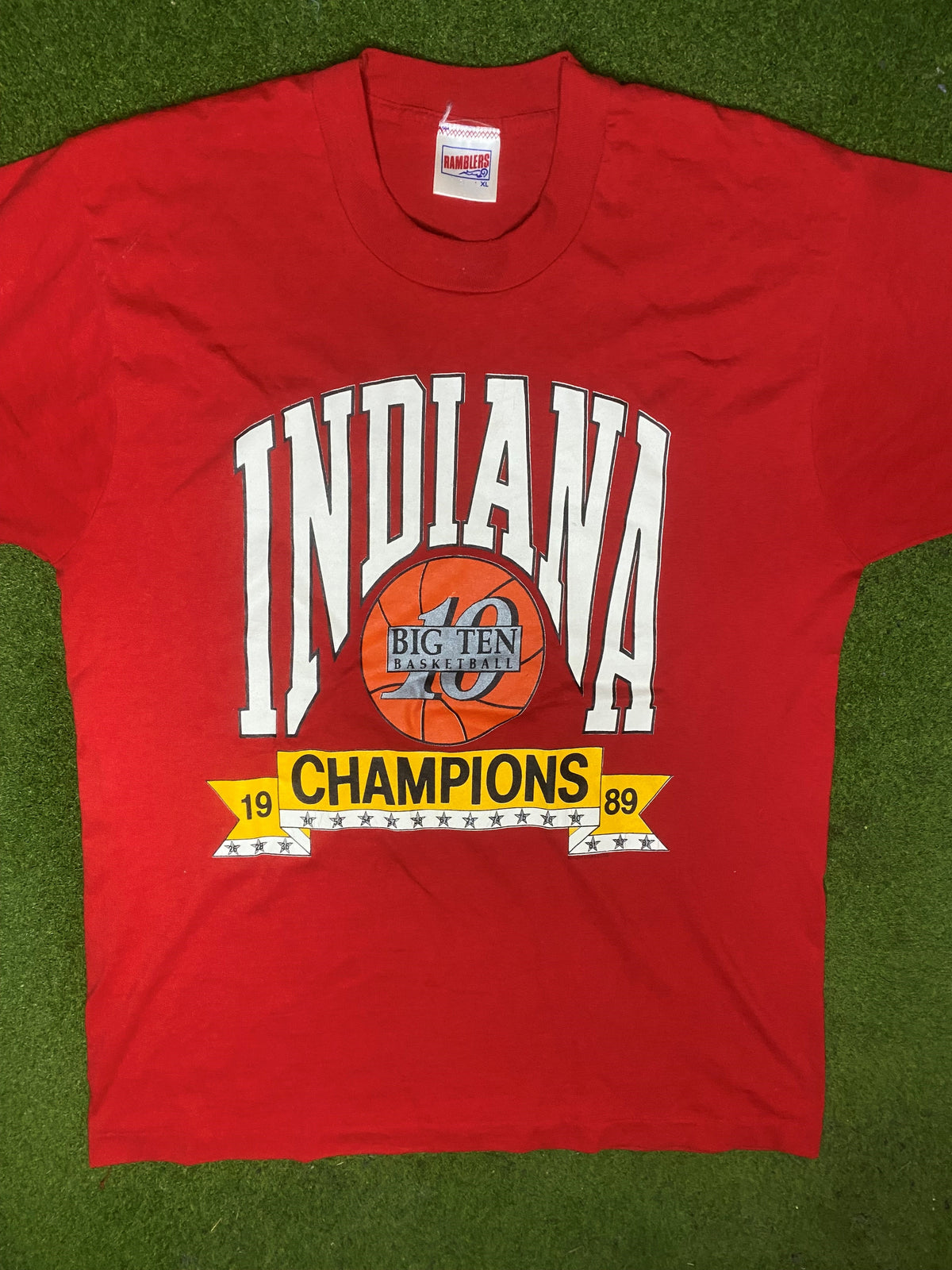 1989 Indiana Hoosiers - Big 10 Champions - Vintage College Basketball T-Shirt (XL) - Gametime Vintage