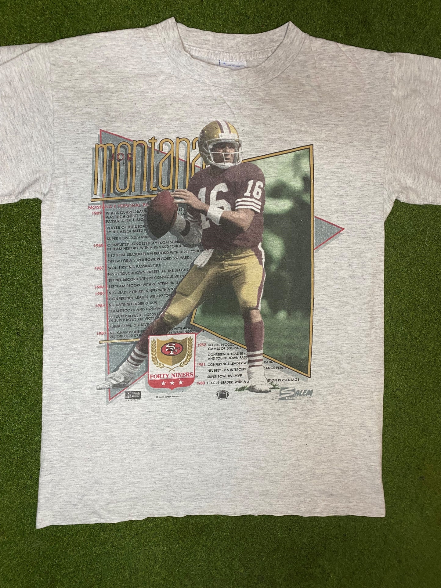 1989 San Francisco 49ers - Joe Montana - Vintage NFL Player T-Shirt (Small) - Gametime Vintage