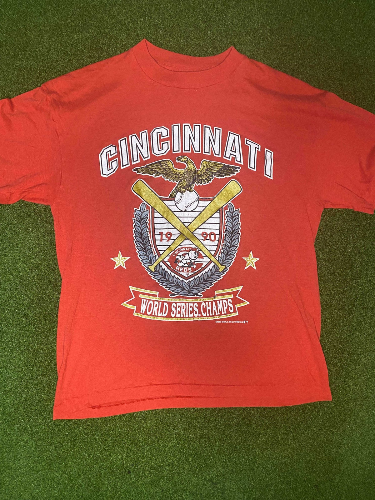 1990 Cincinnati Reds - World Series Champs - Vintage MLB Tee Shirt (Large) - Gametime Vintage