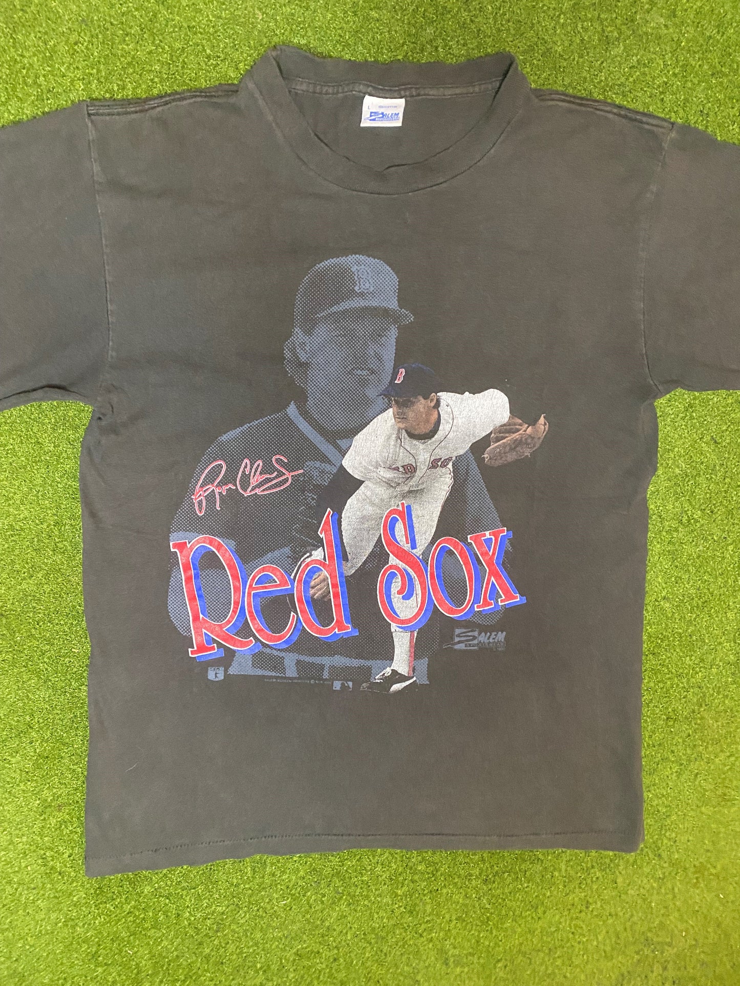 1990 Boston Red Sox - Rodger Clemens - Vintage MLB Player T-Shirt (Large) - Gametime Vintage