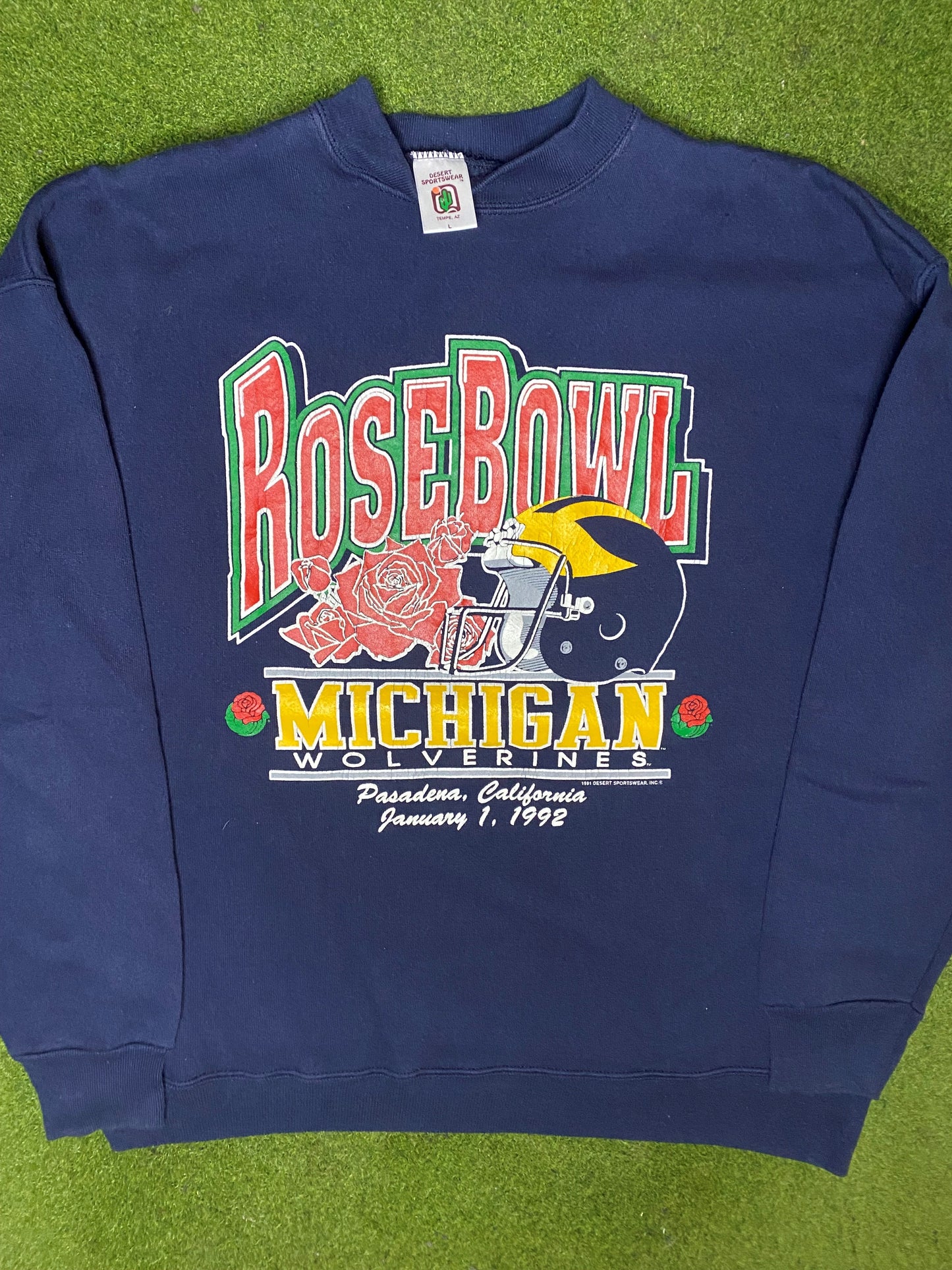 1992 Michigan Wolverines - Rose Bowl - Vintage College Sweatshirt (Large) - Gametime Vintage