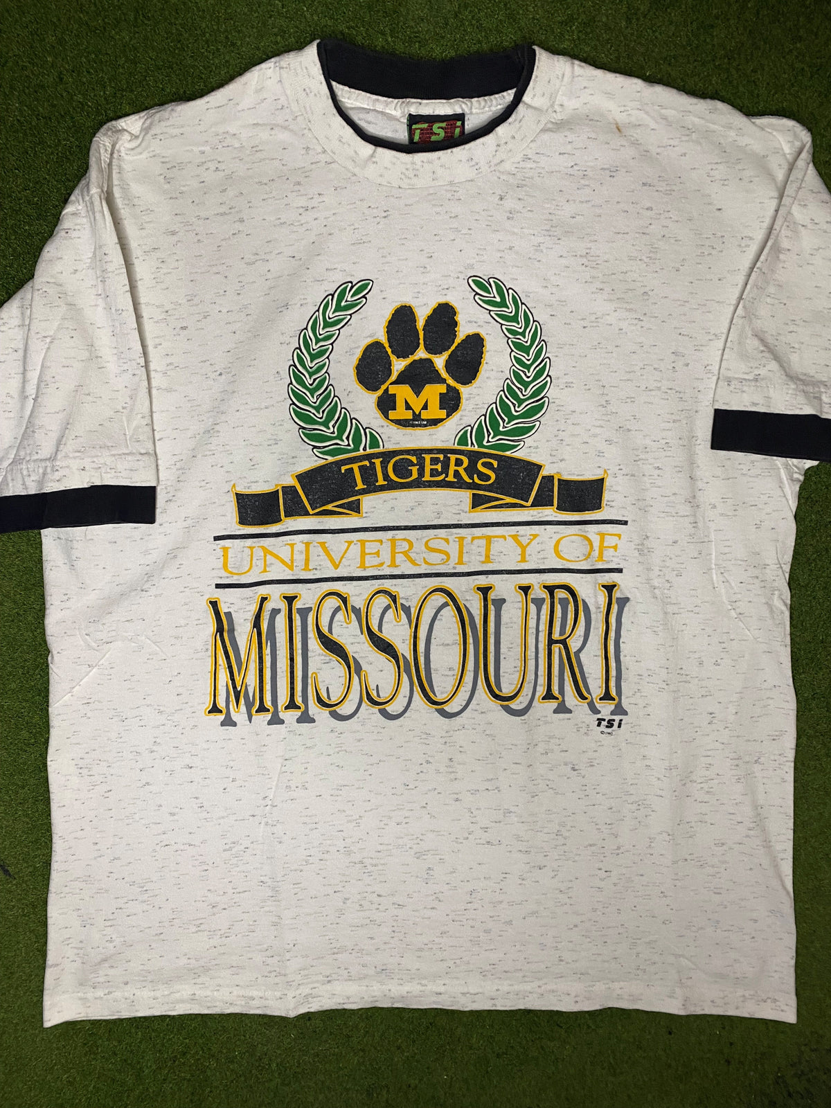 1992 Missouri Tigers - Vintage College Ringer T Shirt (XL) - Gametime Vintage