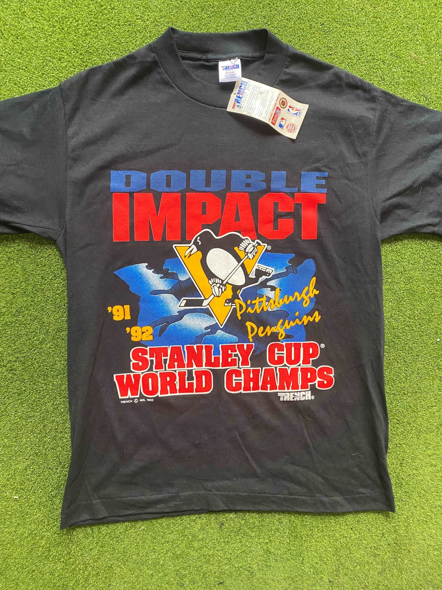 1992 Pittsburgh Penguins - Stanley Cup Champions - NWT - Vintage NHL T-Shirt (Medium) - Gametime Vintage