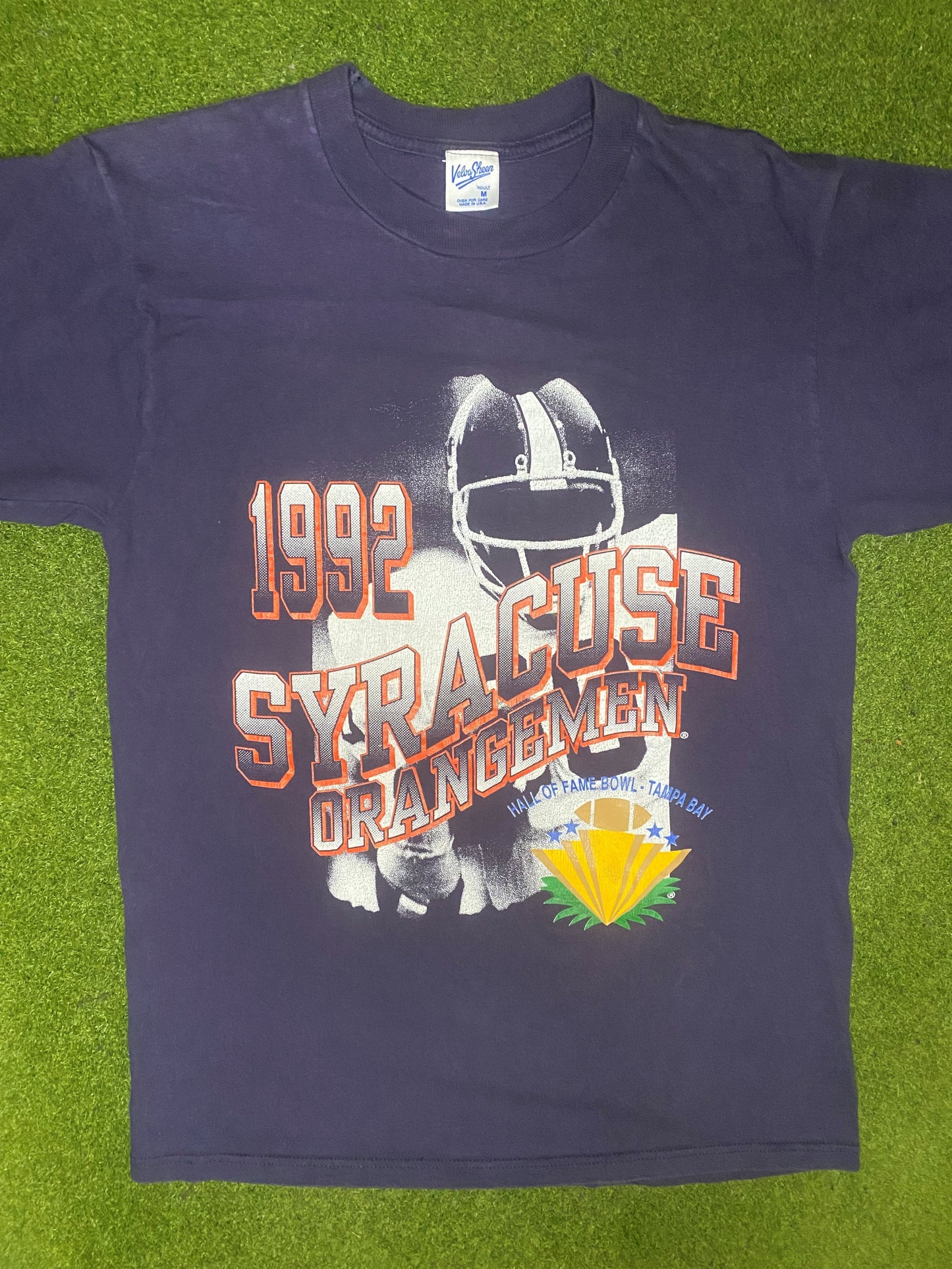 1992 Syracuse Orangemen - Hall Of Fame Bowl - Vintage College Tee (Medium) - Gametime Vintage
