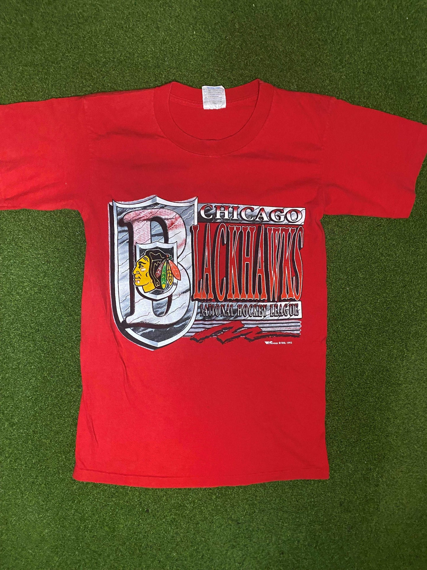 1993 Chicago Blackhawks - Vintage NHL Tee Shirt (Small) - Gametime Vintage