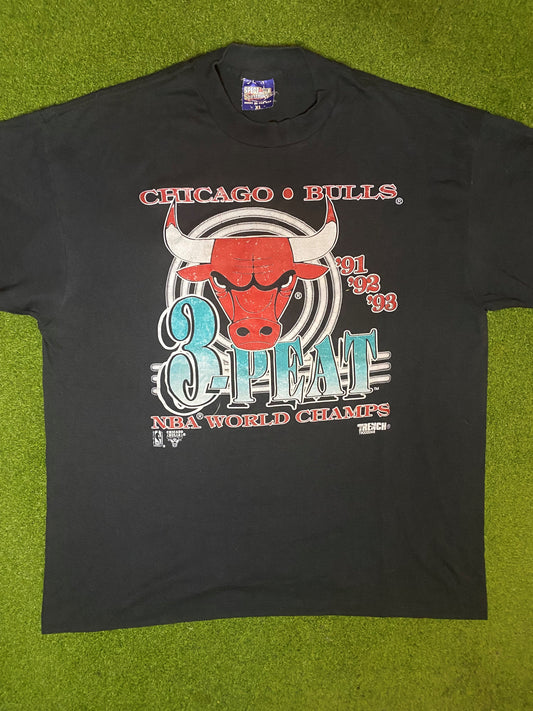 1993 Chicago Bulls - 3-Peat NBA World Champs - Vintage NBA T-Shirt (XL)