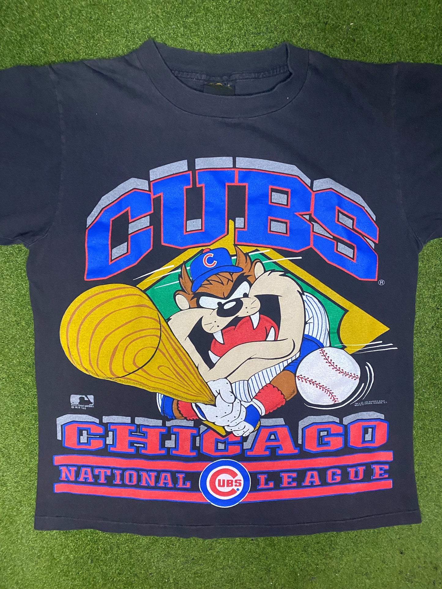 1993 Chicago Cubs - Taz - Vintage MLB T Shirt (Large) - Gametime Vintage
