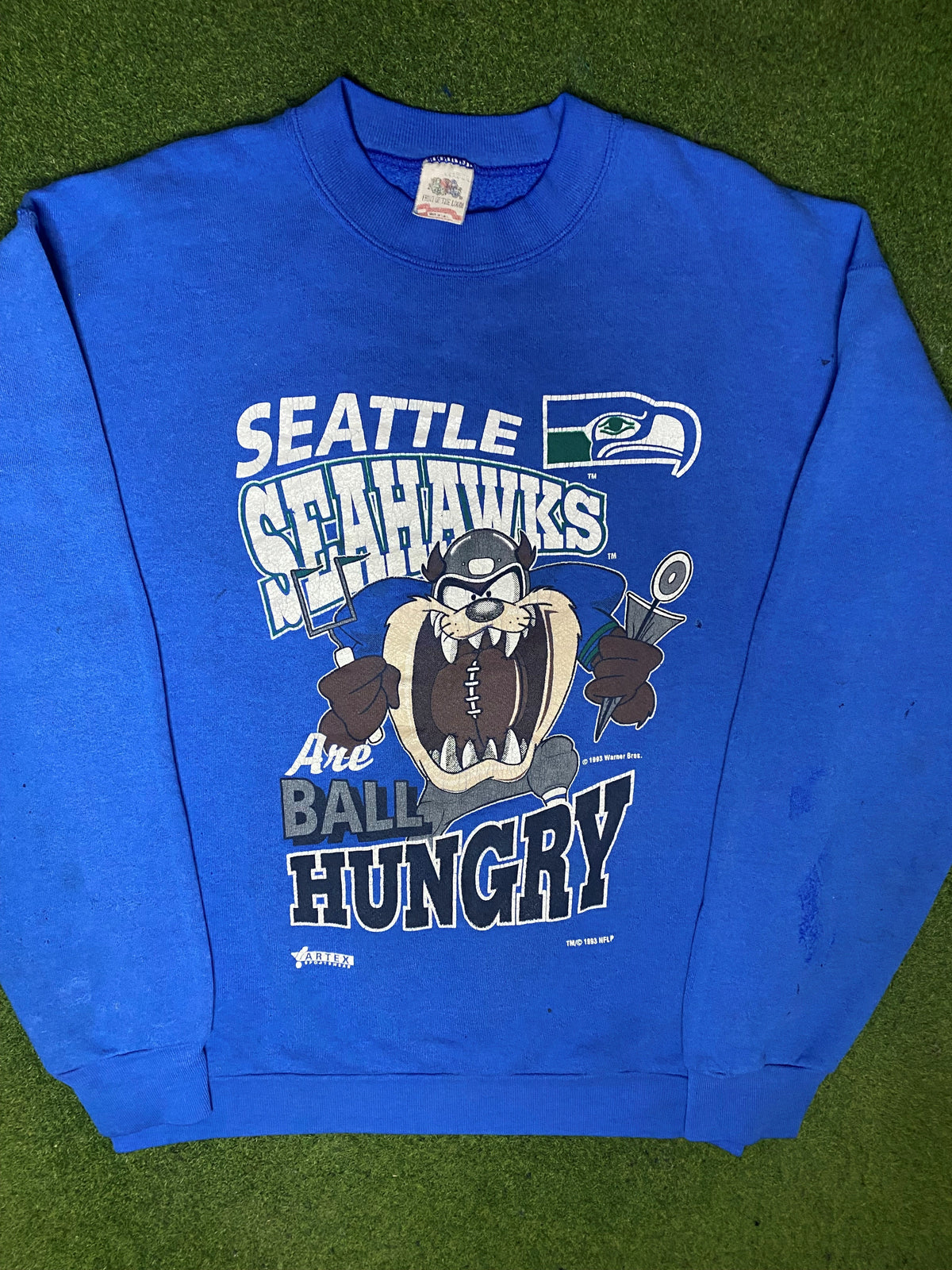 1993 Seattle Seahawks - Taz Ball Hungry - Vintage NFL Sweatshirt (Medium) - Gametime Vintage