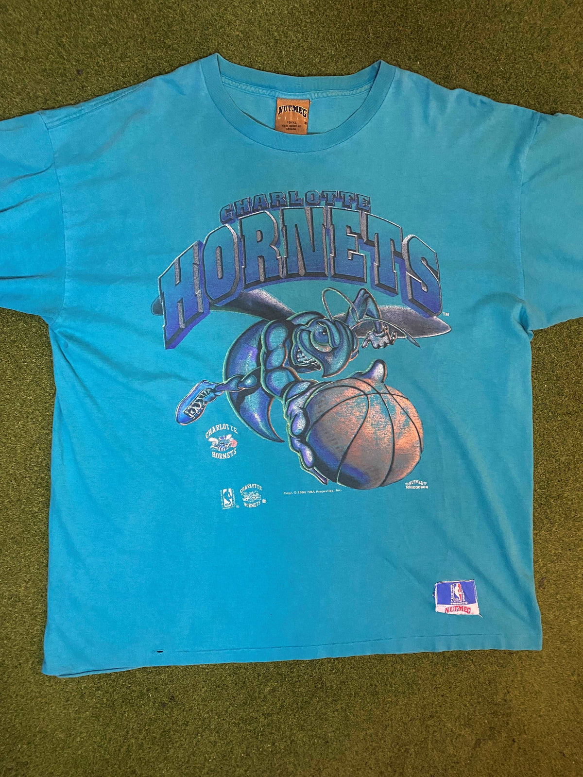 1994 Charlotte Hornets - Vintage NBA T-Shirt (XL) - Gametime Vintage