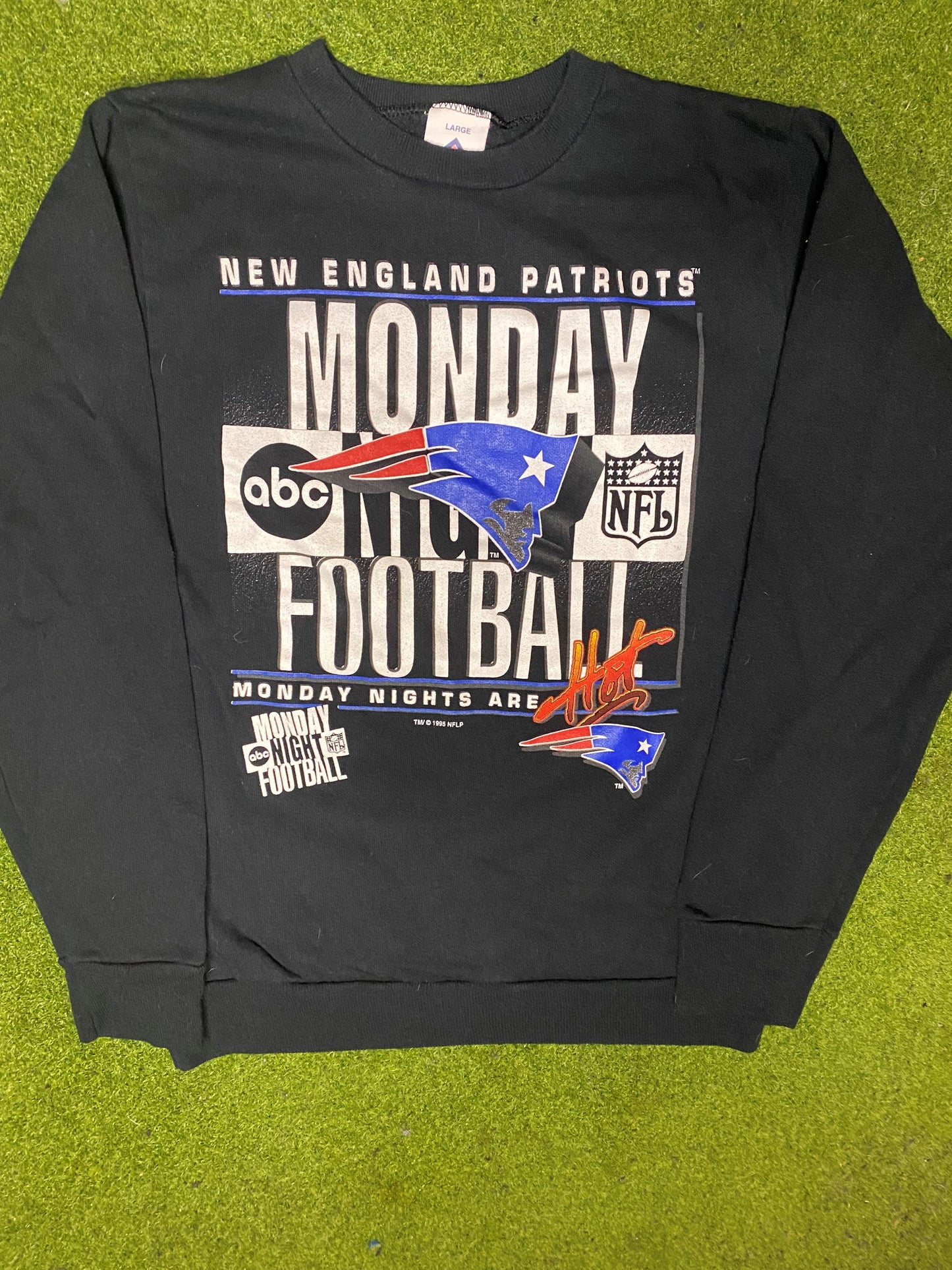 1994 New England Patriots - MNF - Vintage NFL Sweatshirt (Youth Large) - Gametime Vintage