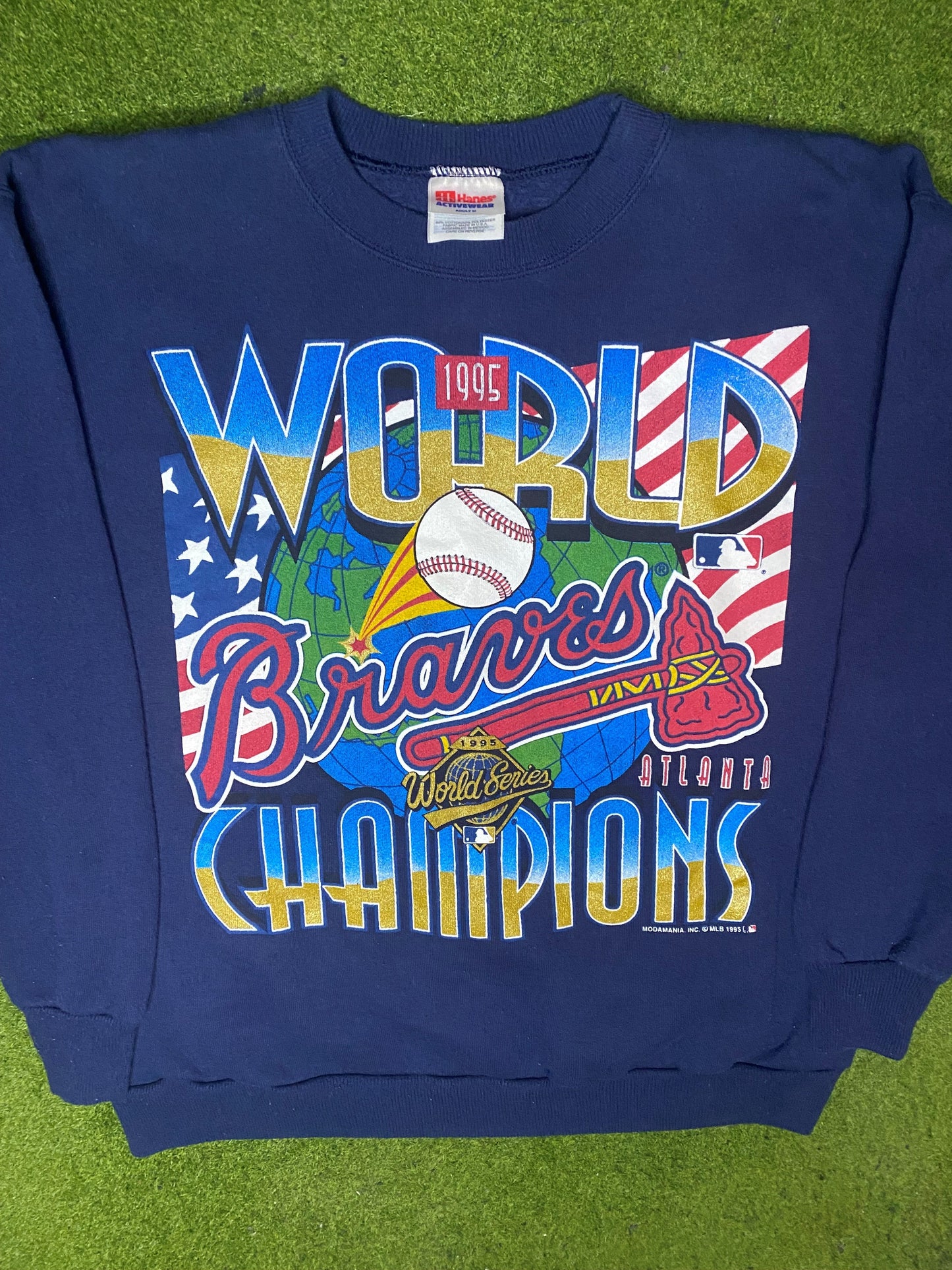 1995 Atlanta Braves - World Champions - Vintage MLB Sweatshirt (Medium) - Gametime Vintage