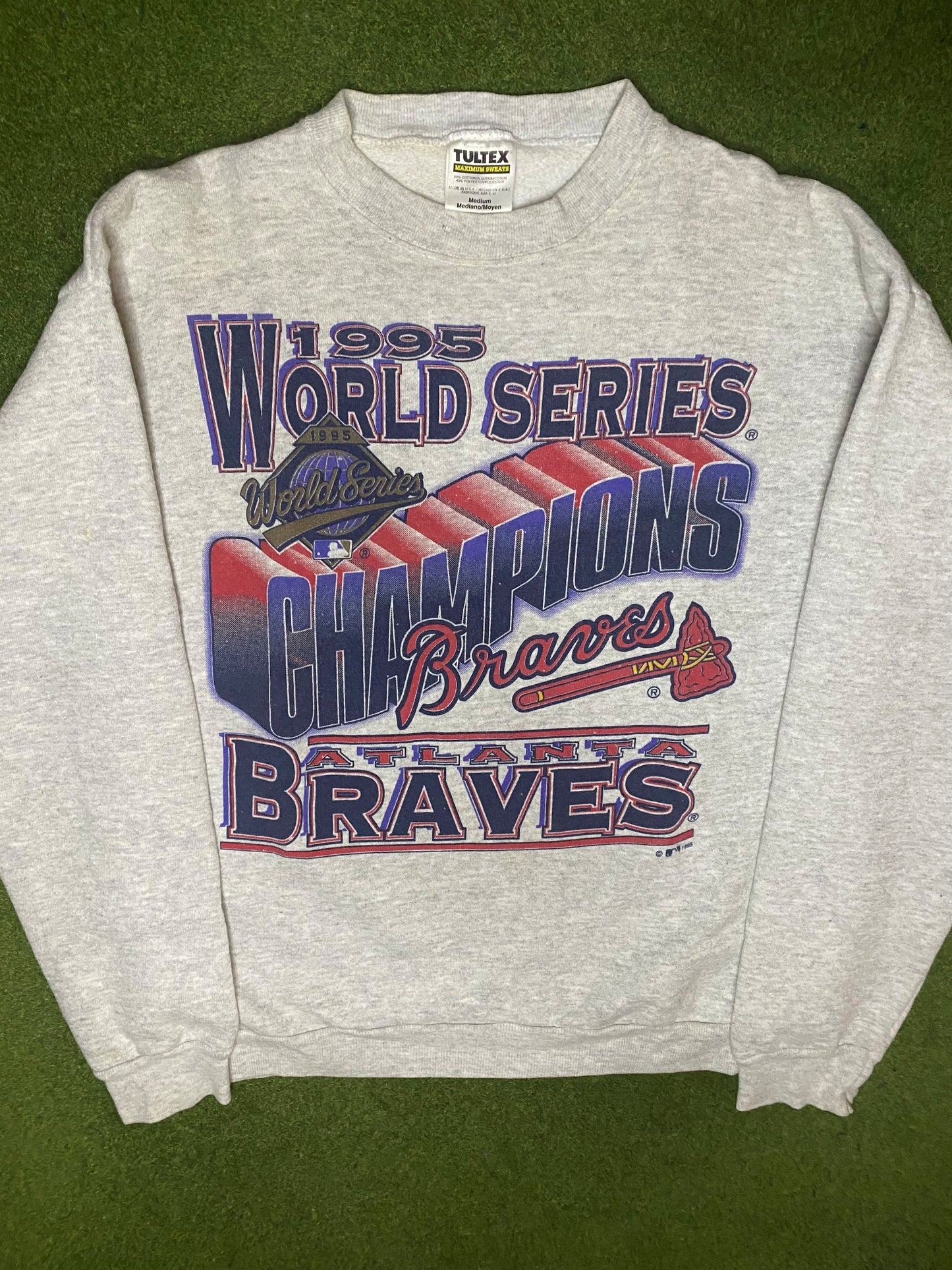 1995 Atlanta Braves - World Series Champions - Vintage MLB Sweatshirt (Medium) - Gametime Vintage