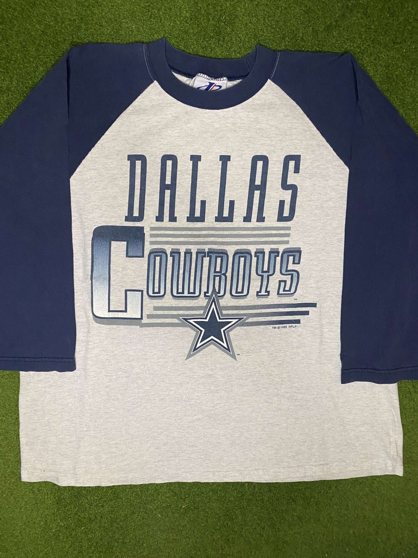 1995 Dallas Cowboys - Vintage NFL 3/4 Sleeve (Large) - Gametime Vintage