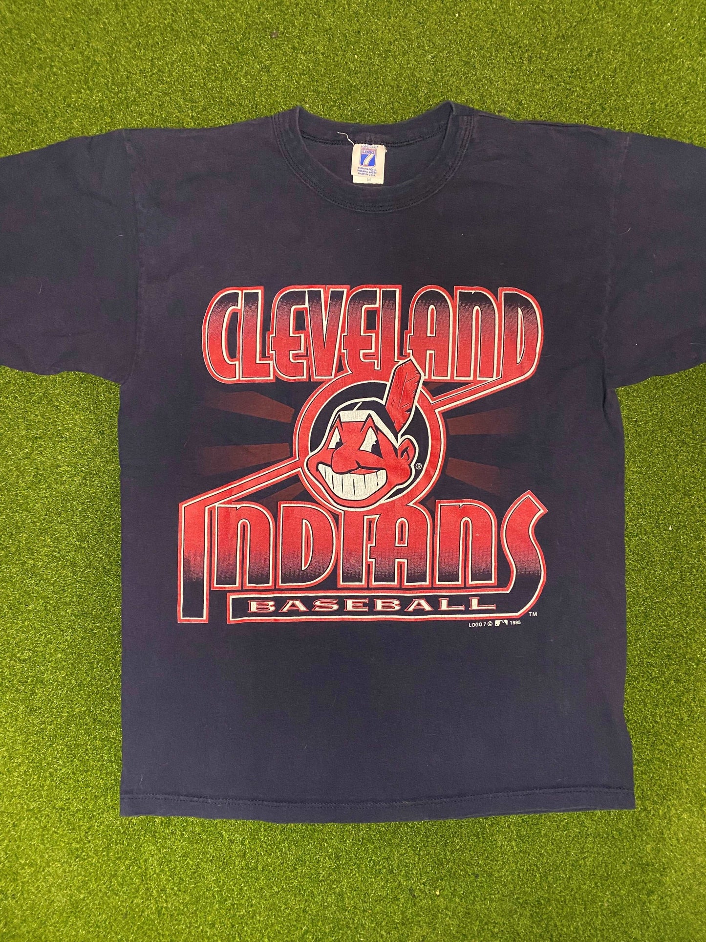 1995 Cleveland Indians - Big Logo - Vintage MLB Tee Shirt (Medium) - Gametime Vintage