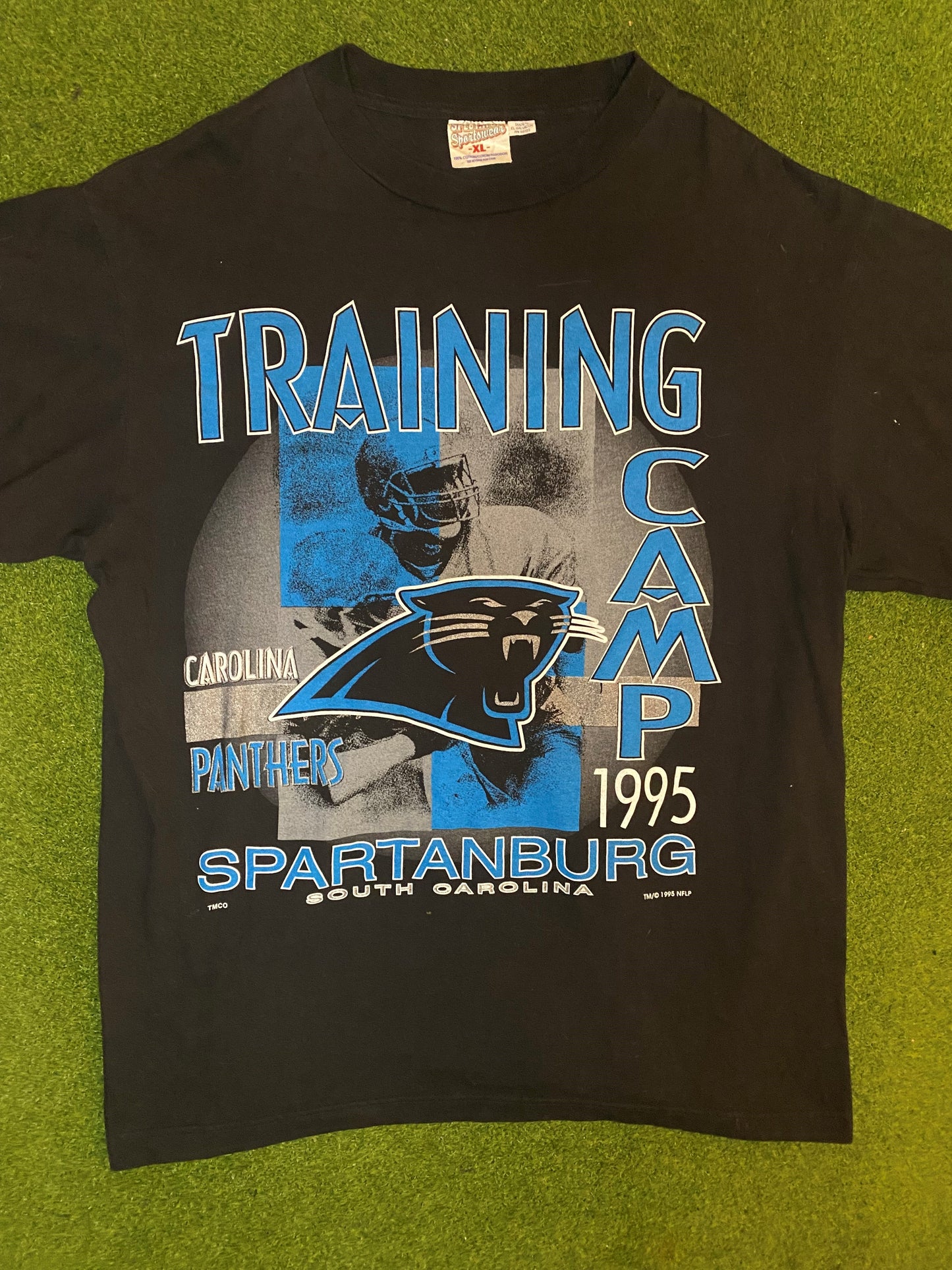 1995 Carolina Panthers - Training Camp - Vintage NFL T-Shirt (XL) - Gametime Vintage