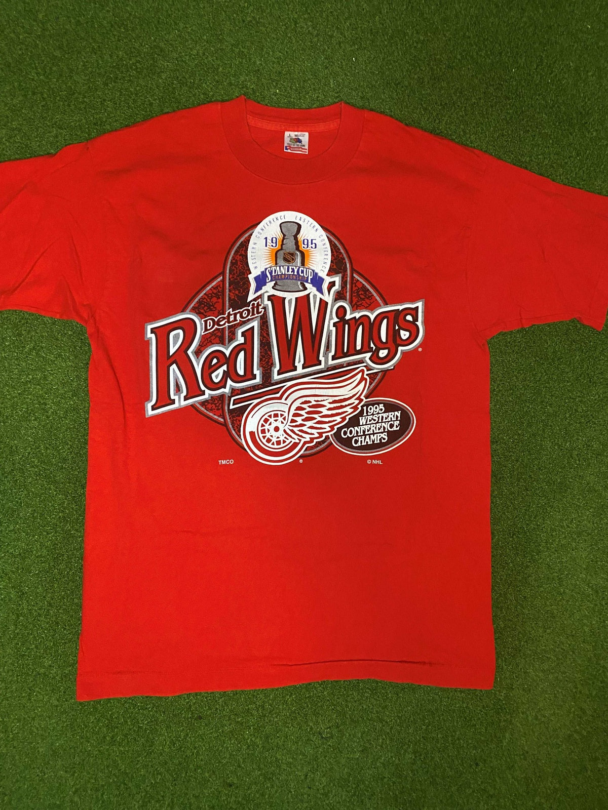 1995 Detroit Red Wings - West Conf Champs - Vintage NHL Tee Shirt (Large) - Gametime Vintage