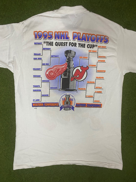 1995 Stanley Cup Finals - Devils Vs. Red Wings - Vintage NHL T-Shirt (Youth XL) - Gametime Vintage