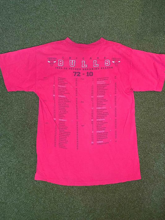 1996 Chicago Bulls - 72 - 10 Record - Vintage NBA Tee (Medium) - Gametime Vintage