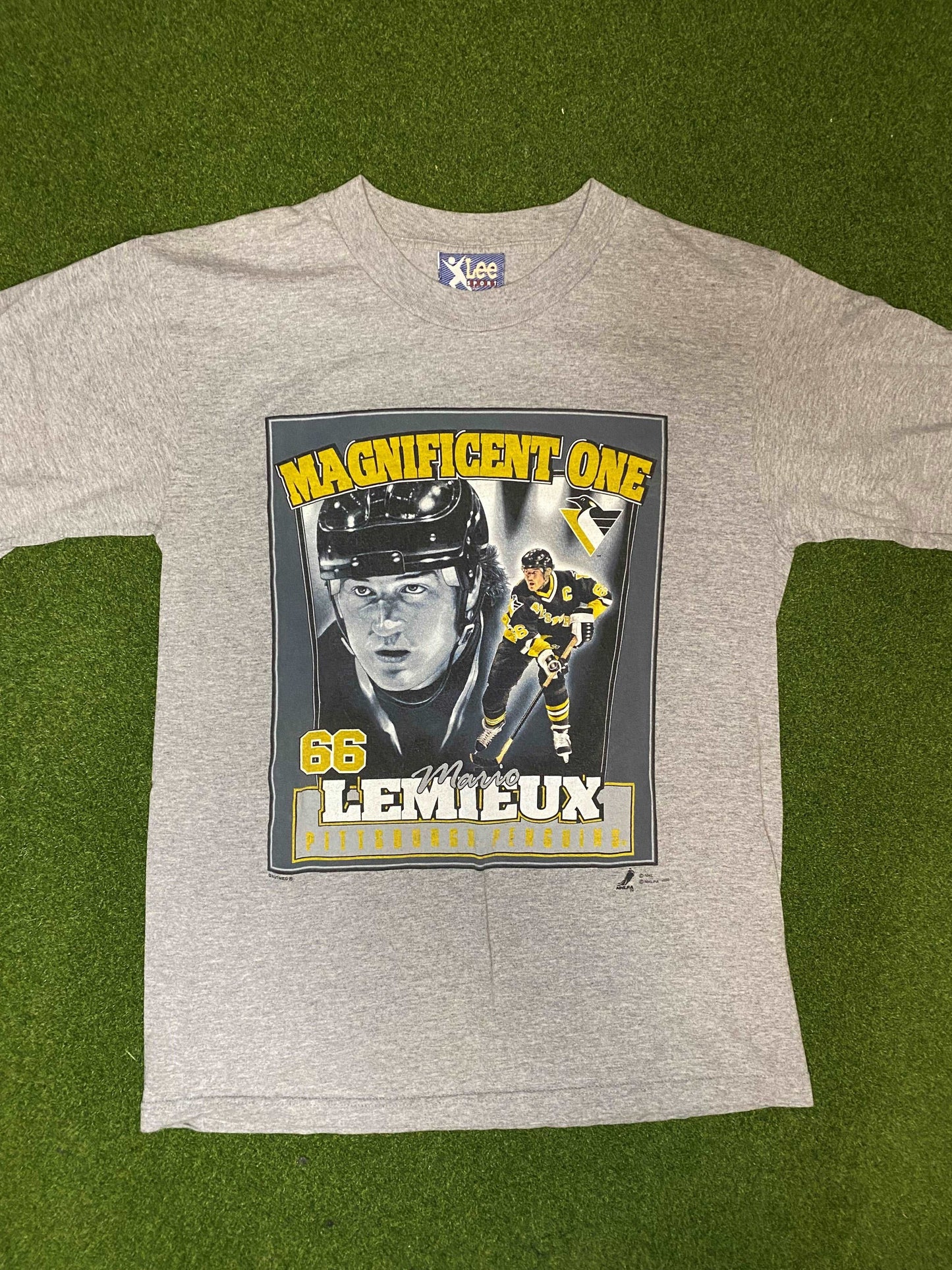 1996 Pittsburgh Penguins - Mario Lemieux - Vintage NHL Player Tee Shirt (Medium) - Gametime Vintage