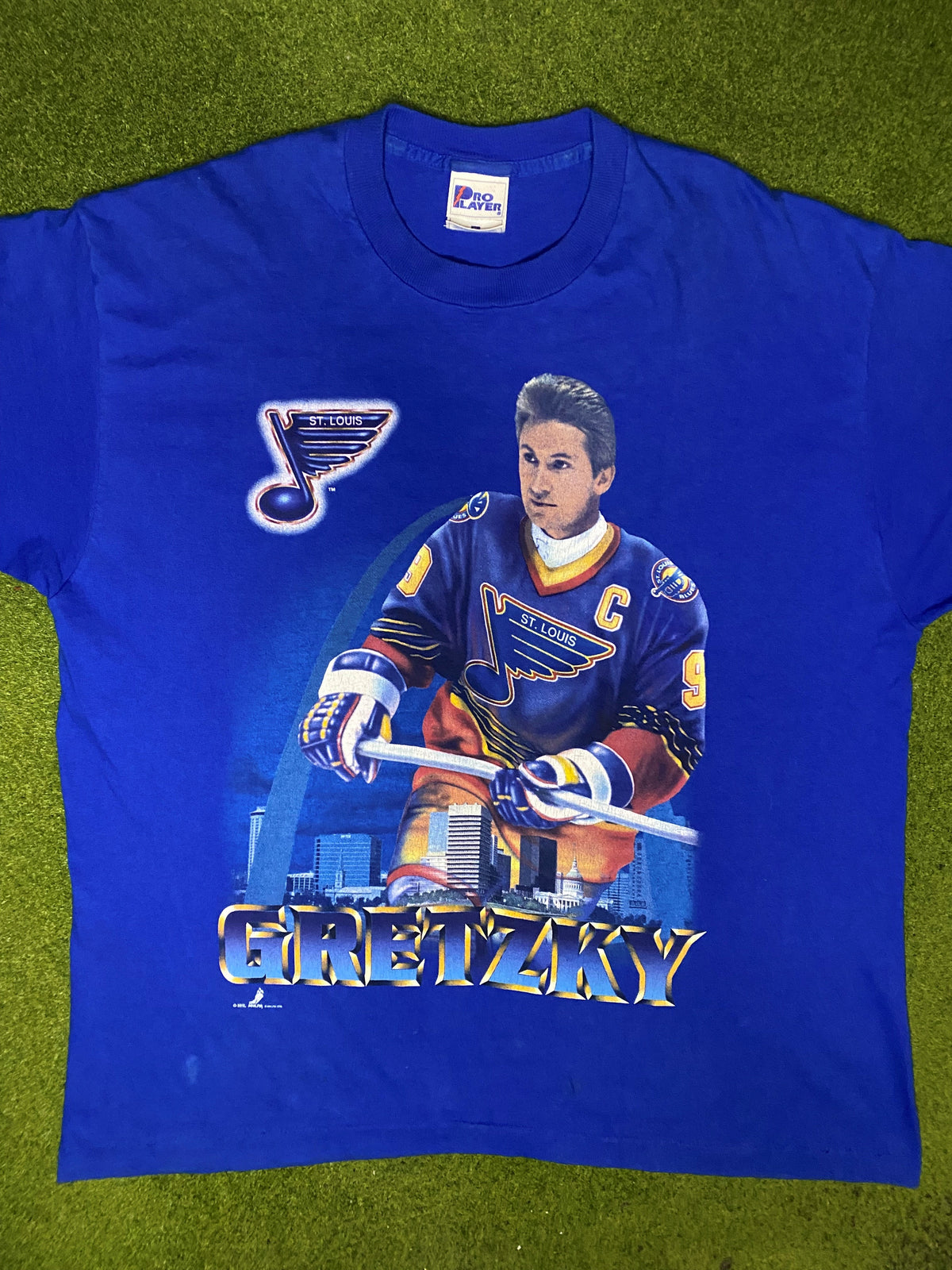 1996 St. Louis Blues - Wayne Gretzky - Vintage NHL Player T Shirt (XL) - Gametime Vintage