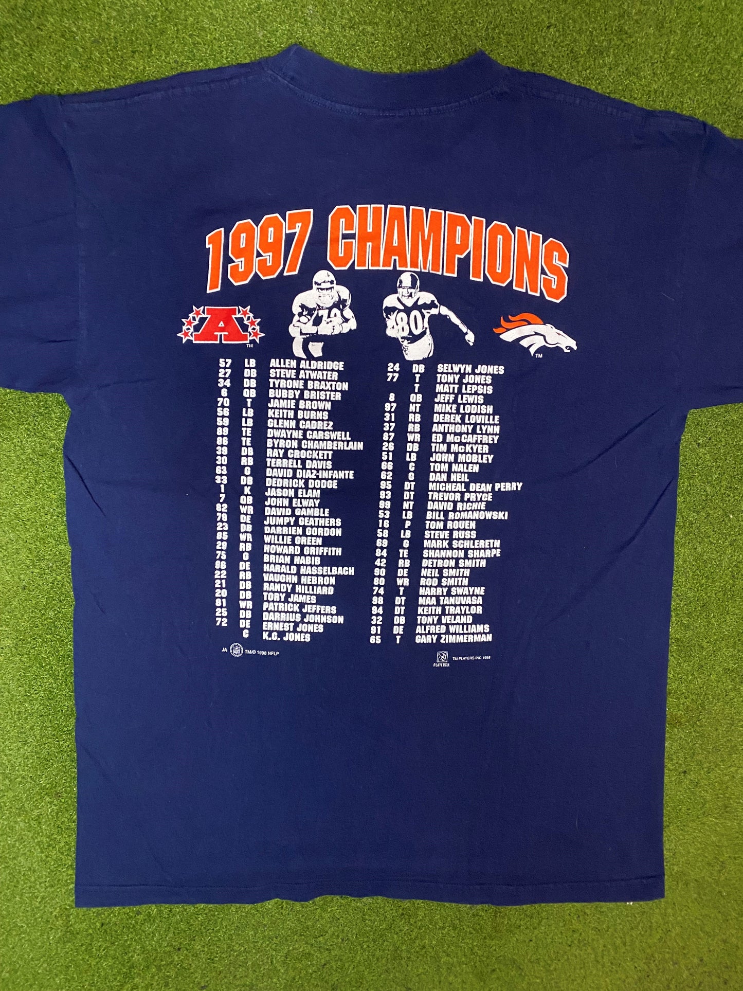 1997 Denver Broncos - Champions - Double Sided - Vintage NFL T-Shirt (Large) - Gametime Vintage