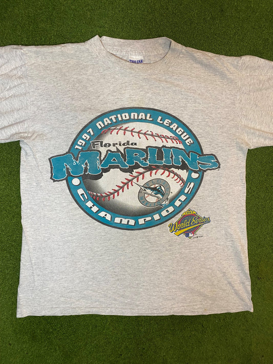 1997 Florida Marlins - NL Champions - Vintage MLB T-Shirt (Medium)