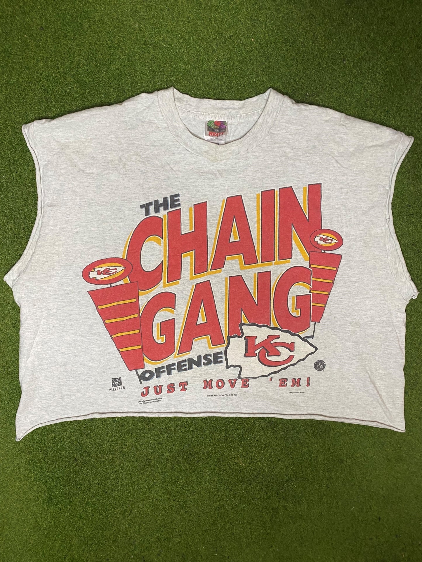 1997 Kansas City Chiefs - Chang Gang - Vintage NFL Cropped Shirt (XL) - Gametime Vintage