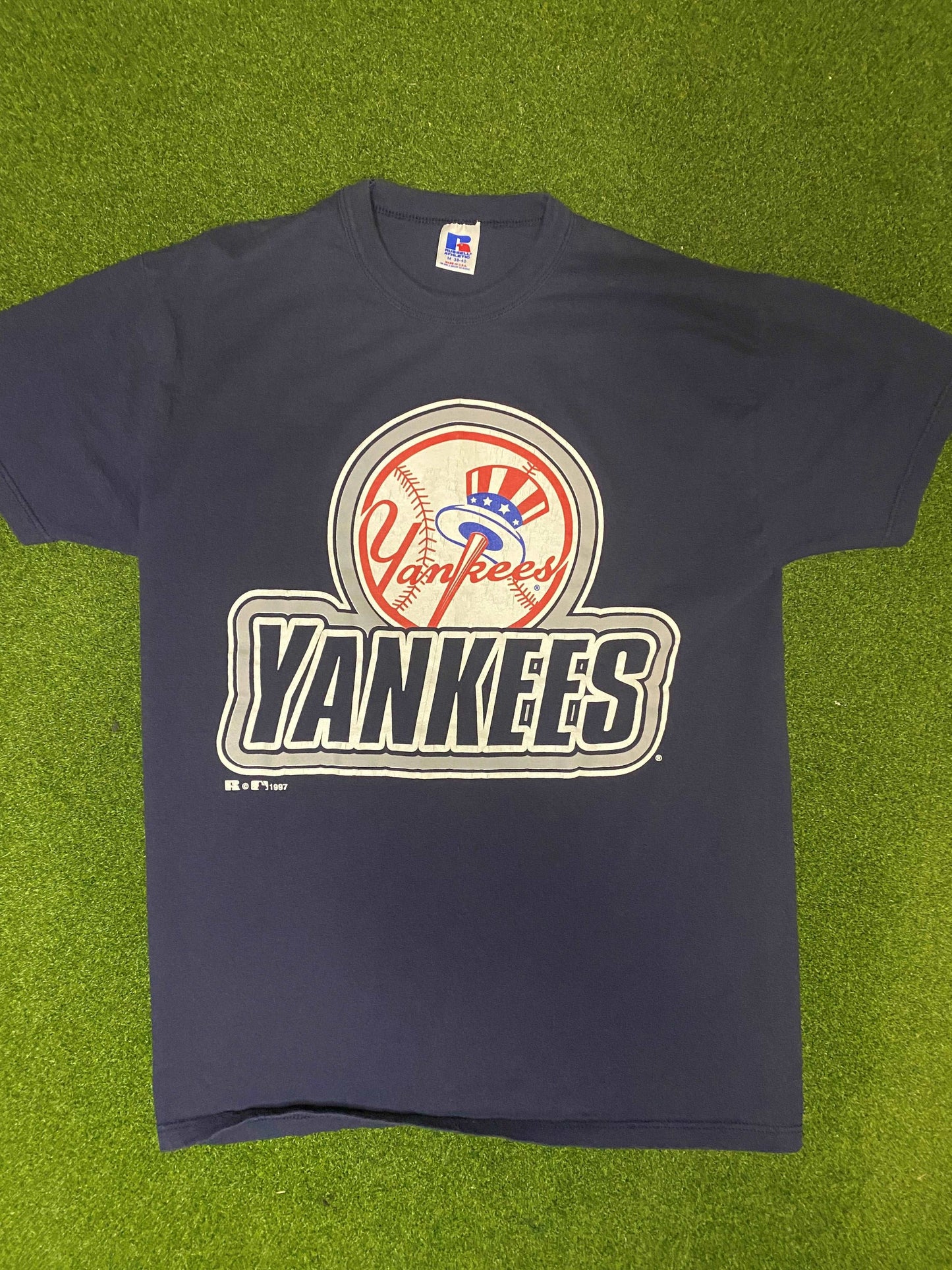 1997 New York Yankees - Big Logo - Vintage MLB Tee Shirt (Medium) - Gametime Vintage