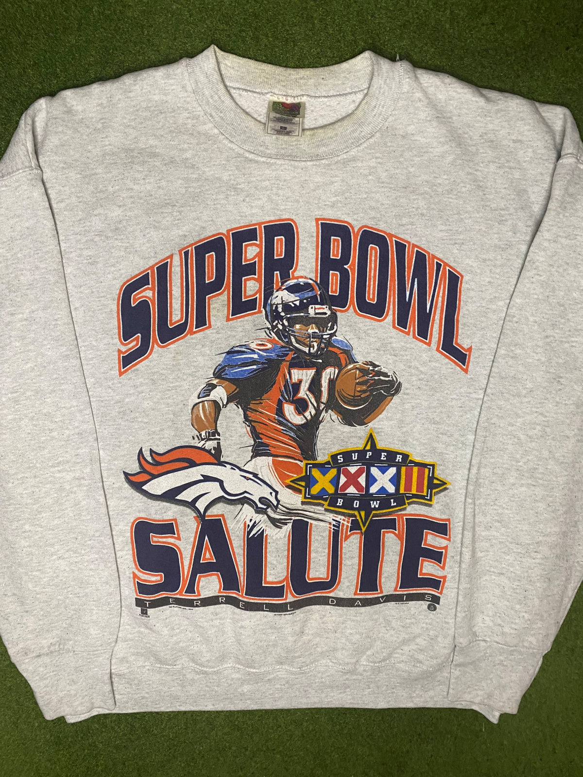 1997 Denver Broncos - Terrell Davis Super Bowl Salute - Vintage NFL Sweatshirt (Large) - Gametime Vintage