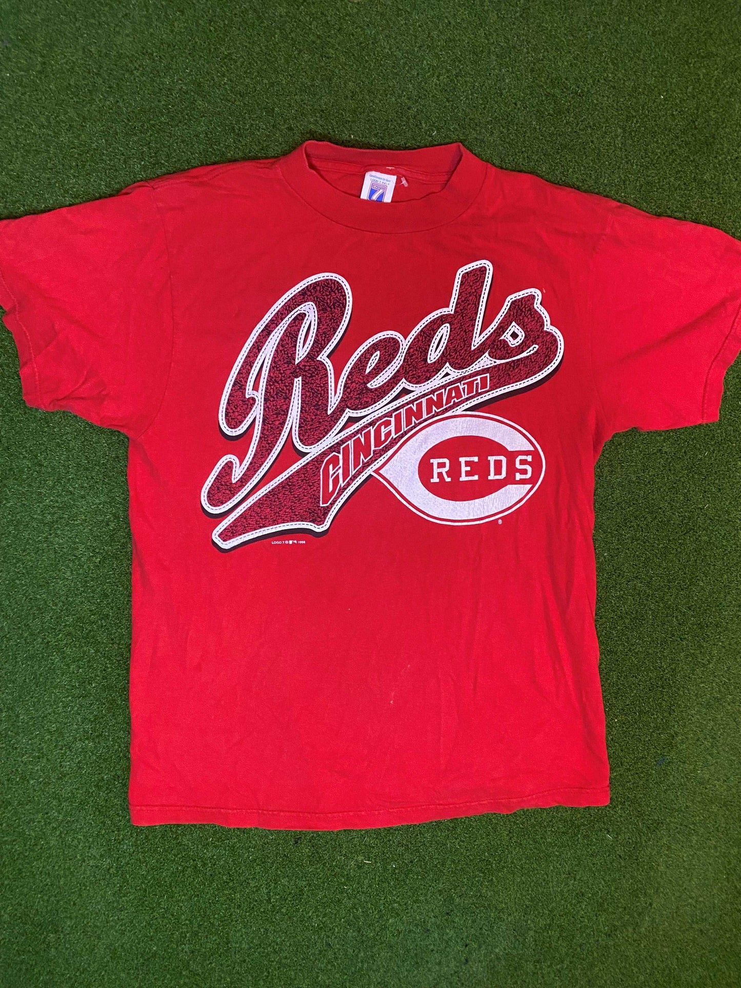 1998 Cincinnati Reds - Vintage MLB Tee Shirt (Medium) - Gametime Vintage