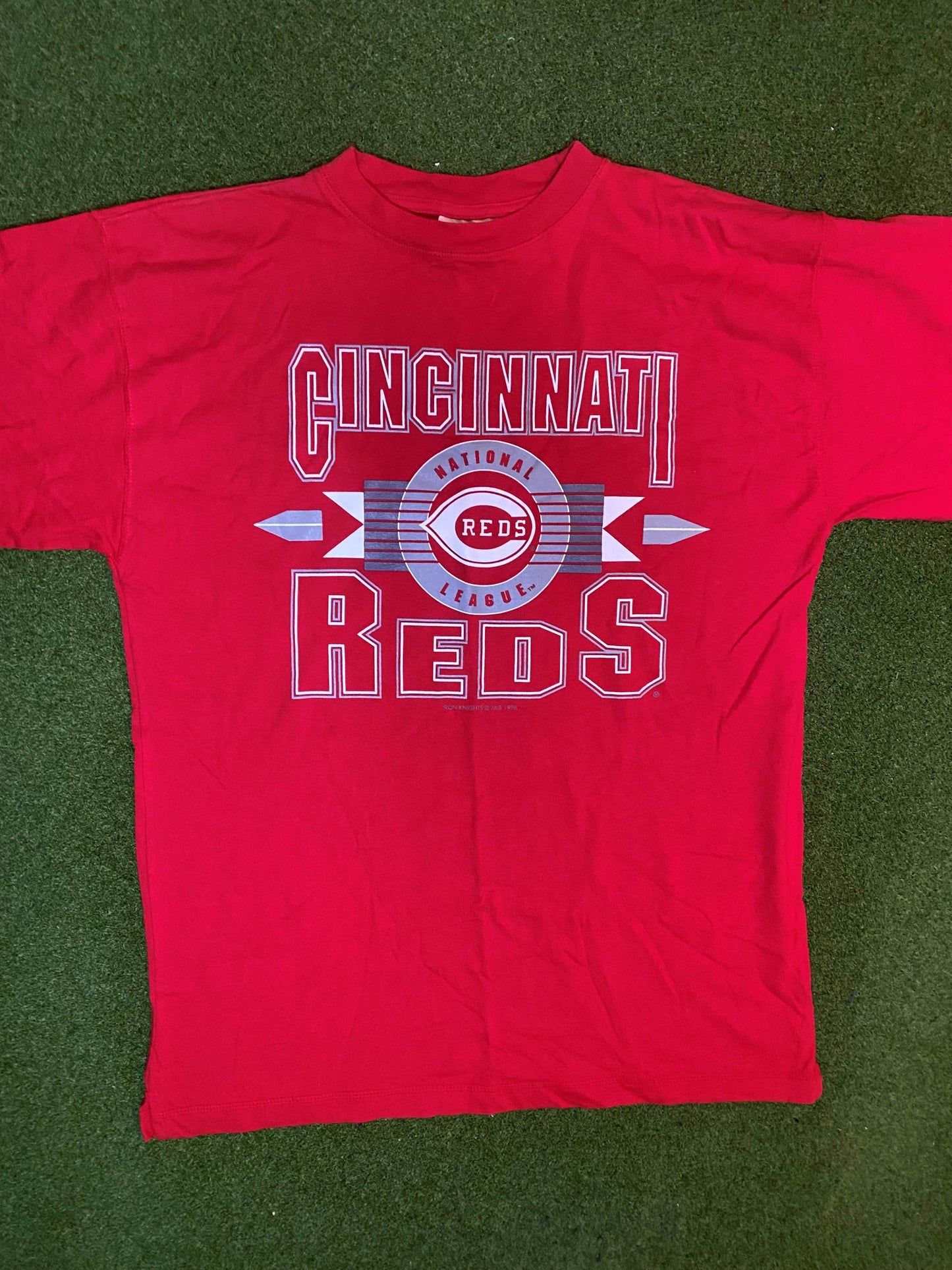 1998 Cincinnati Reds - Vintage MLB Tee Shirt (Large) - Gametime Vintage