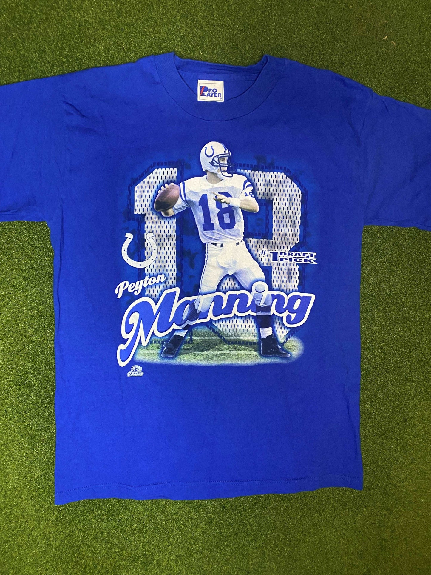 1998 Indianapolis Colts - #1 Draft Pick - Peyton Manning - Vintage NFL Player T-Shirt (Large) - Gametime Vintage