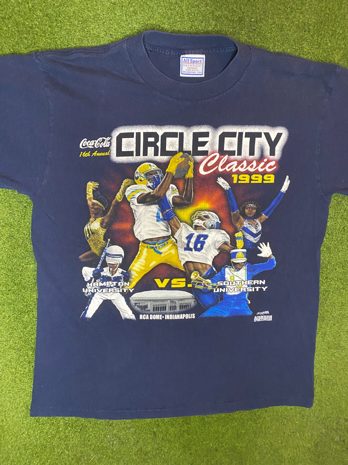 1999 Circle City Classic - Hampton Vs. Souther - Vintage HBCU T-Shirt (Large) - Gametime Vintage