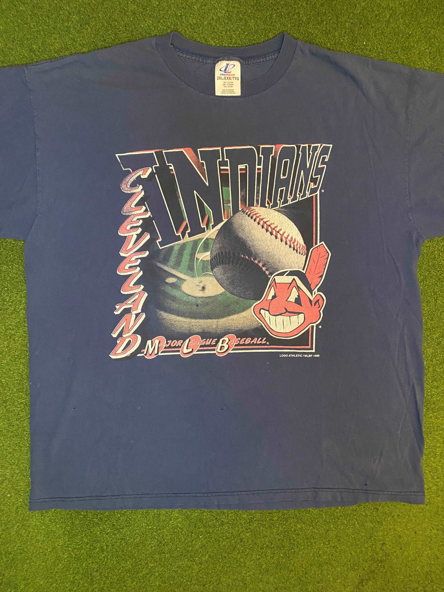 1999 Cleveland Indians - Vintage MLB T-Shirt (2XL) - Gametime Vintage