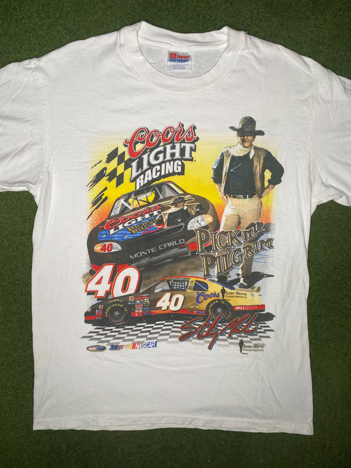 1999年酷睿啤酒赛车——约翰·韦恩——复古NASCAR T恤(中码)