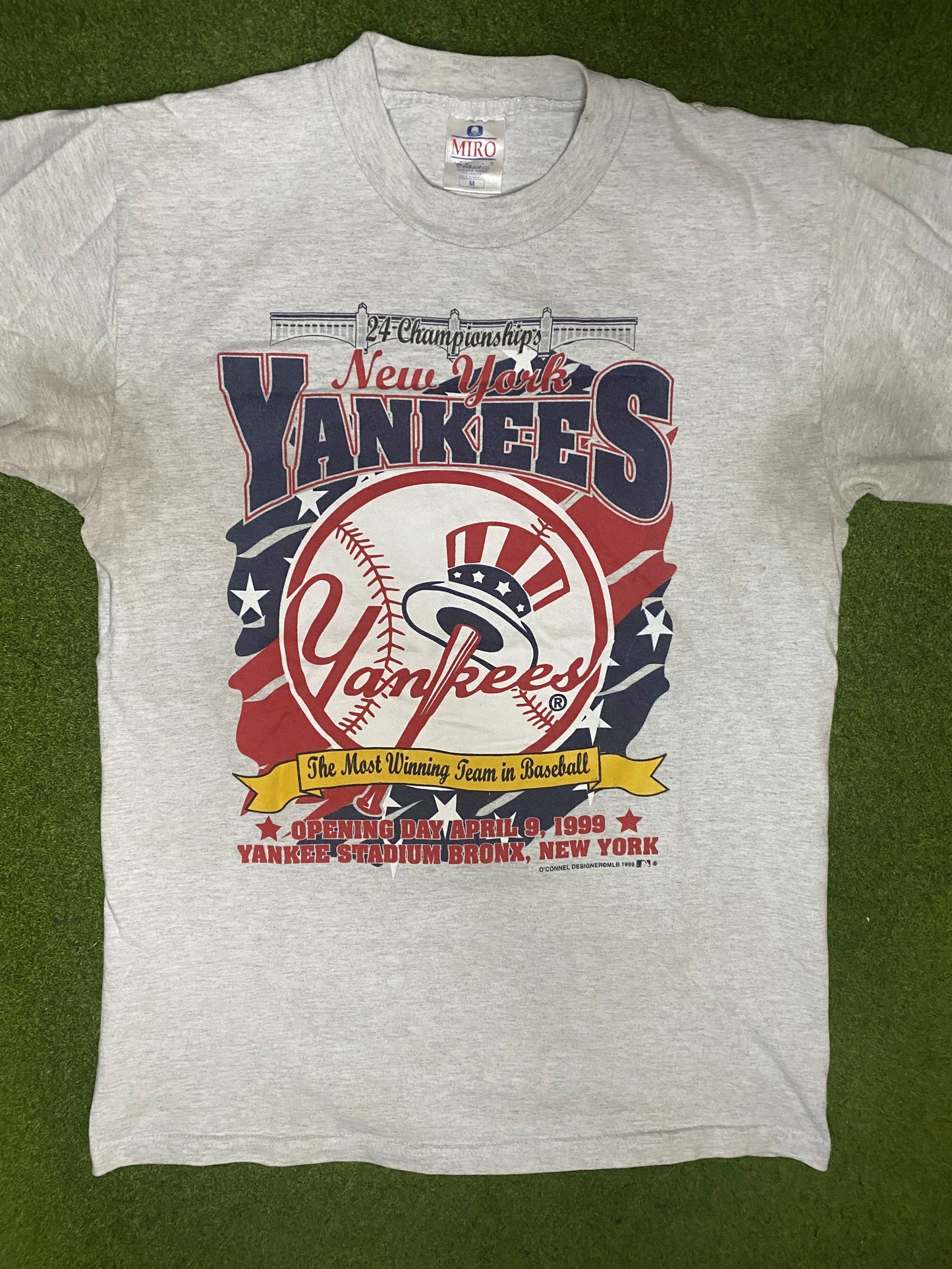 1999 New York Yankees - Opening Day - 24 Championships - Vintage MLB T-Shirt (Medium) - Gametime Vintage