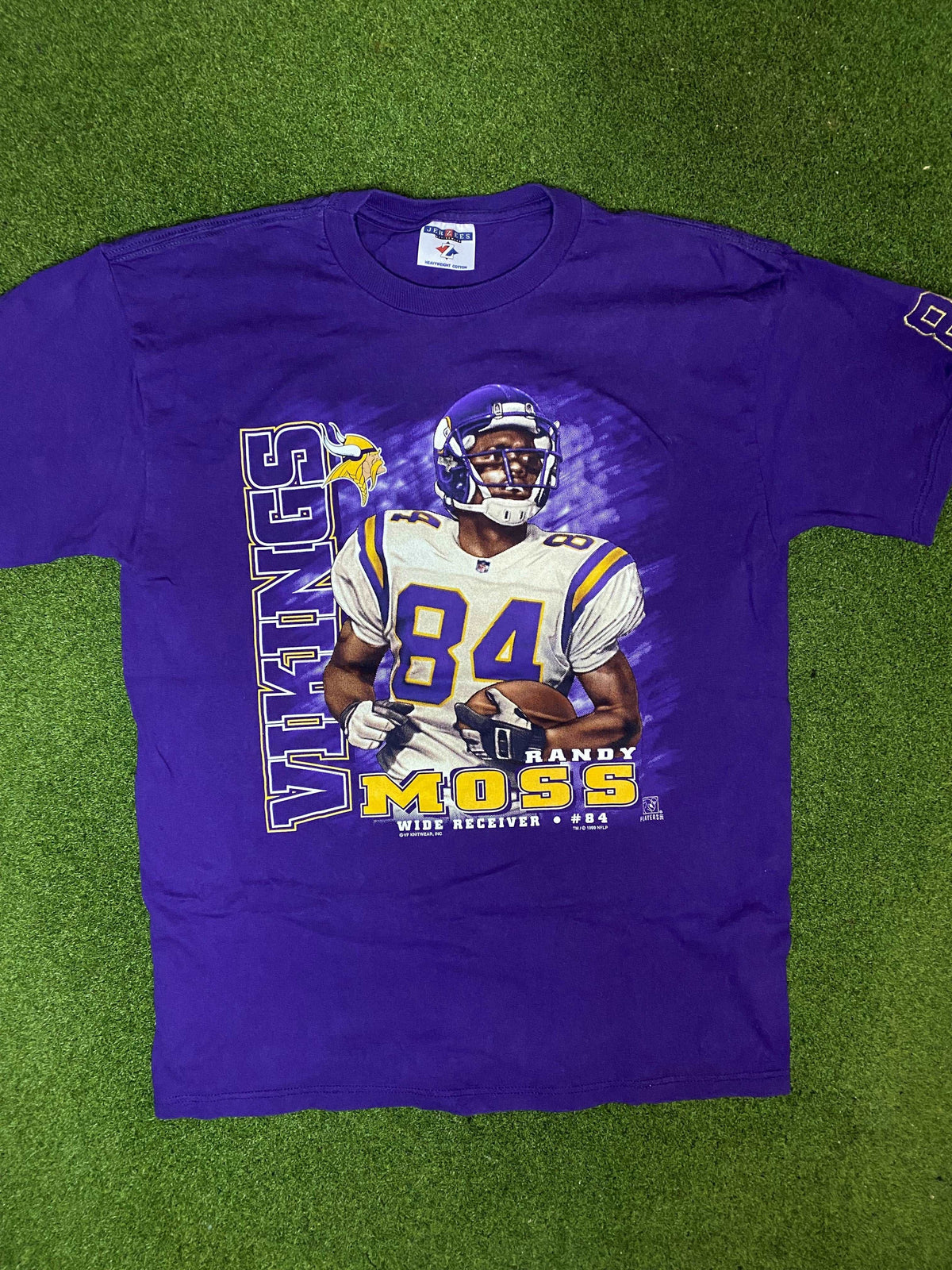 1999 Minnesota Vikings - Randy Moss - Vintage NFL Player T-Shirt (Medium) - Gametime Vintage