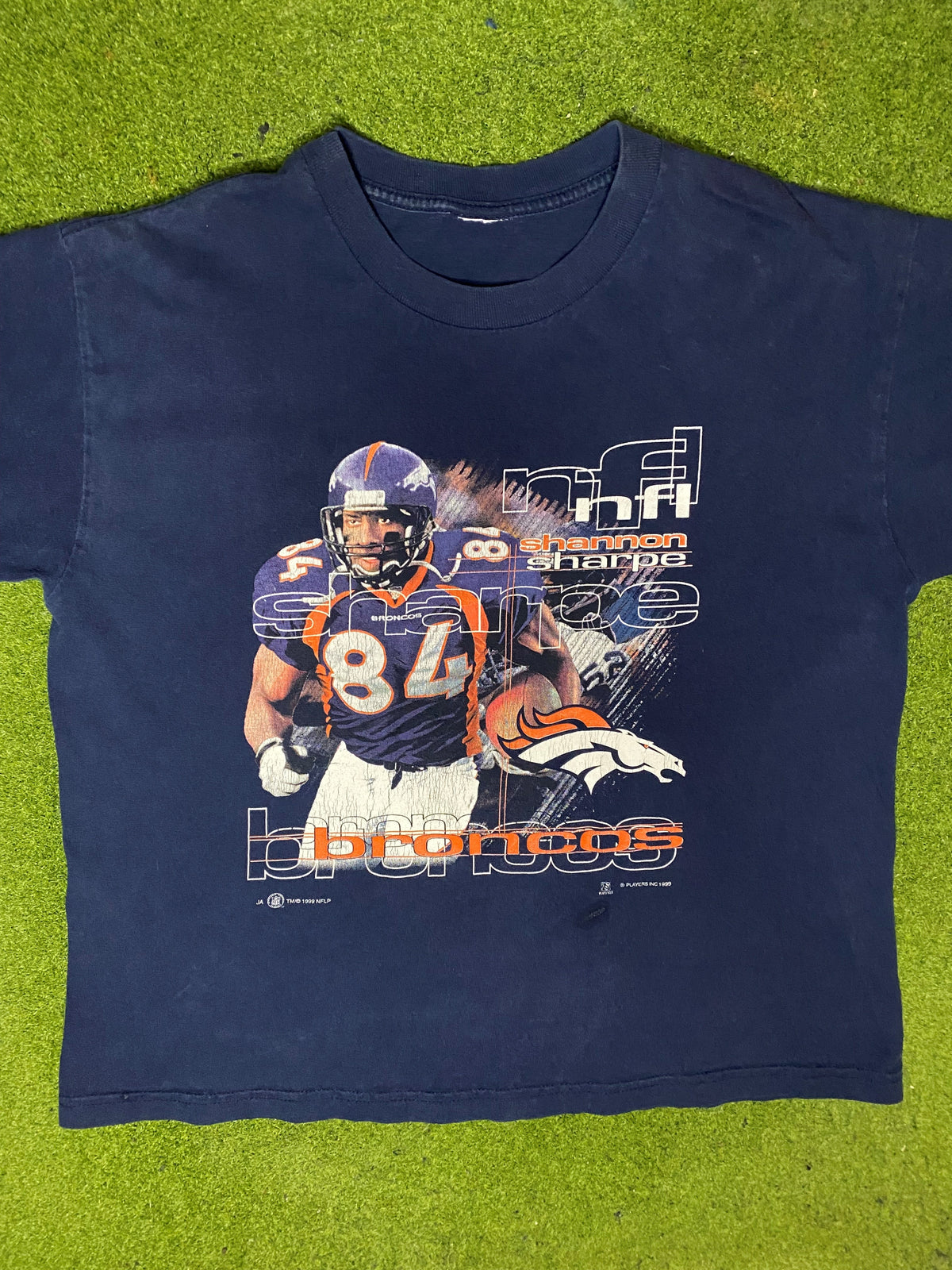 1999 Denver Broncos - Shannon Sharpe - Vintage NFL Player T Shirt (Large) - Gametime Vintage