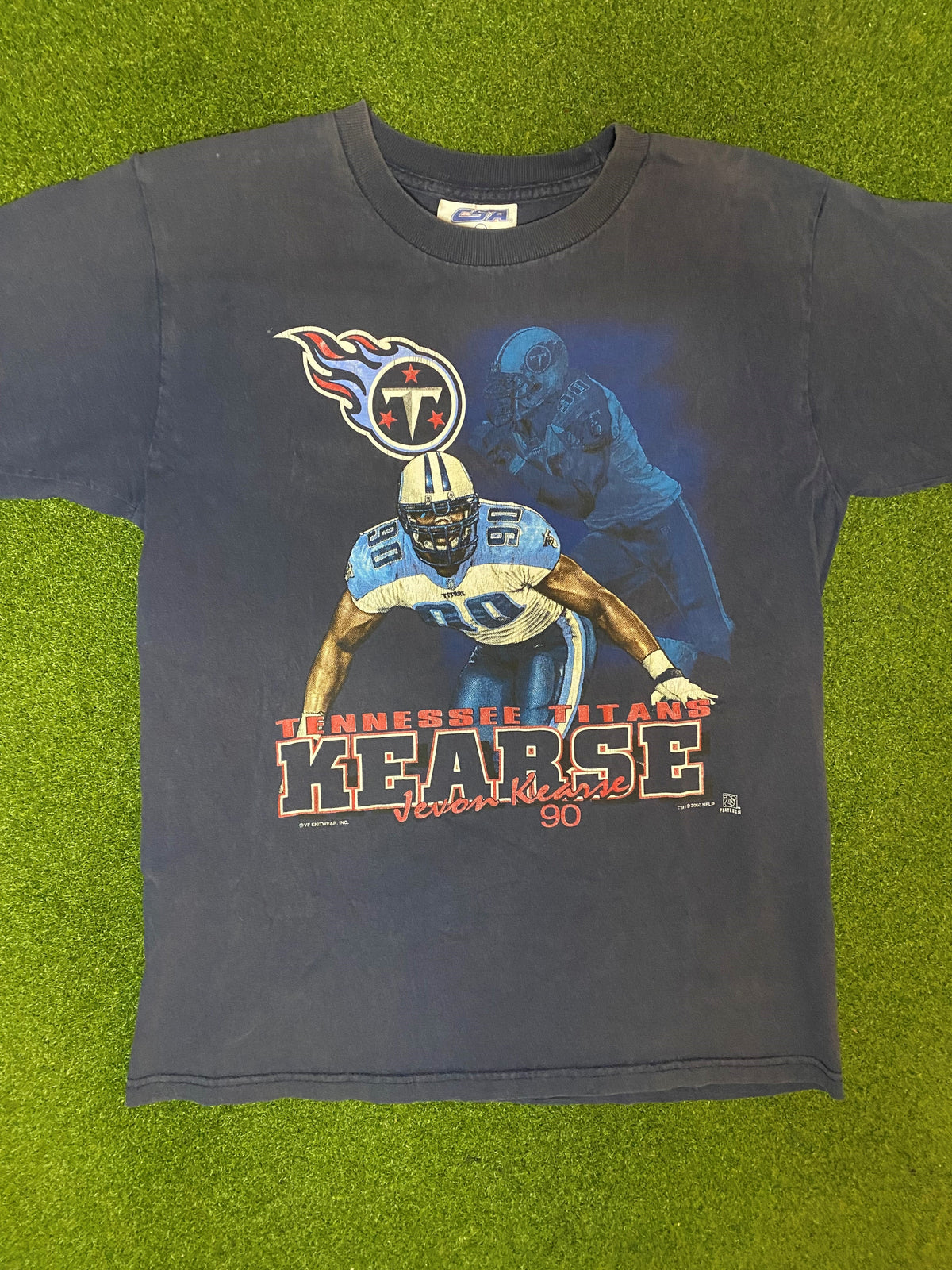 2000 Tennessee Titans - Jevon Kearse - Vintage NFL Player T-Shirt (Youth Large) - Gametime Vintage