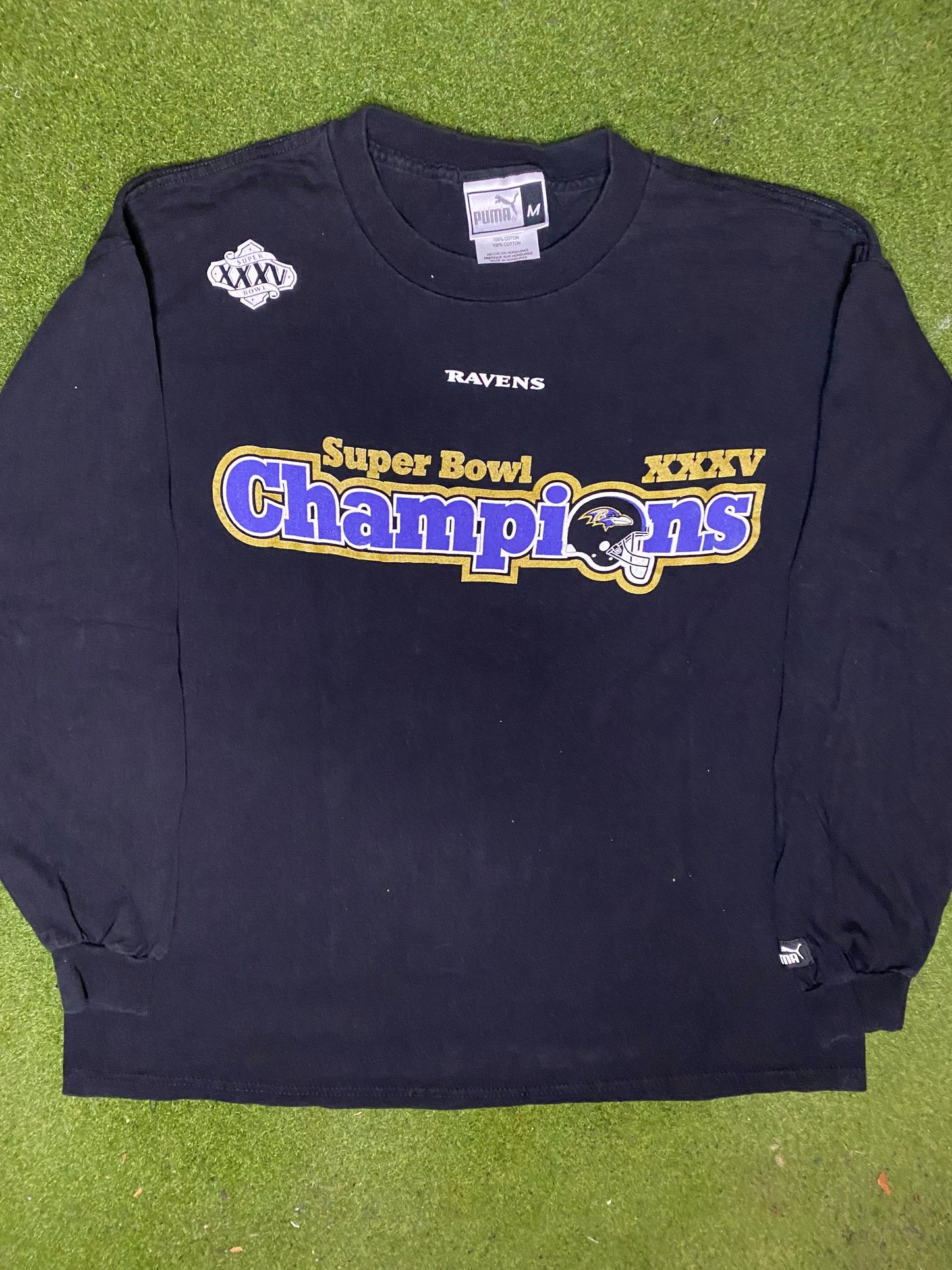 2001 Baltimore Ravens - Super Bowl XXXV Champions - Vintage NFL Long Sleeve (Medium) - Gametime Vintage